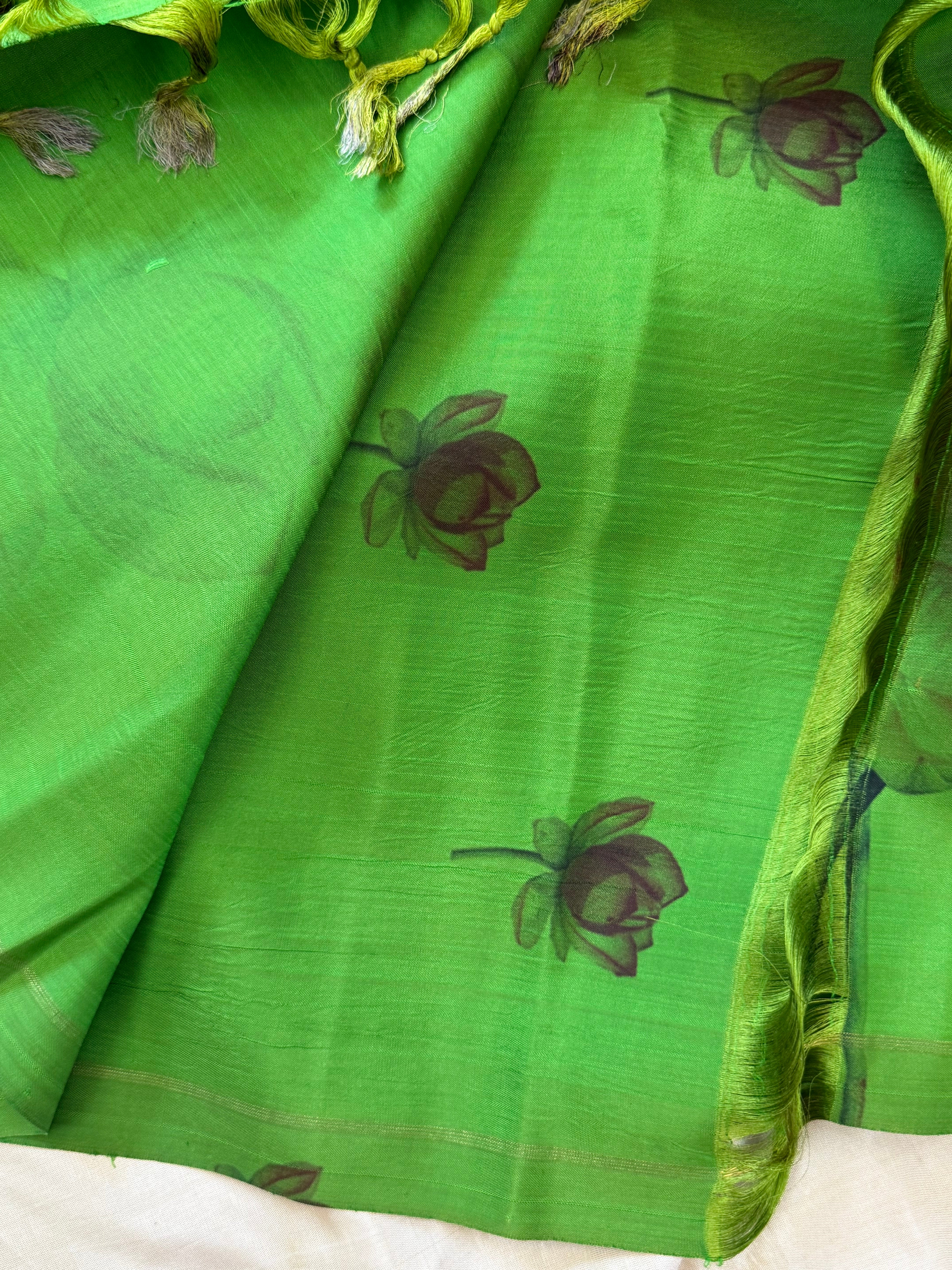 FLORAL DIGITAL PRINTED PURE ZARI / KANJIPURAM SILK SAREE CLSA 10813