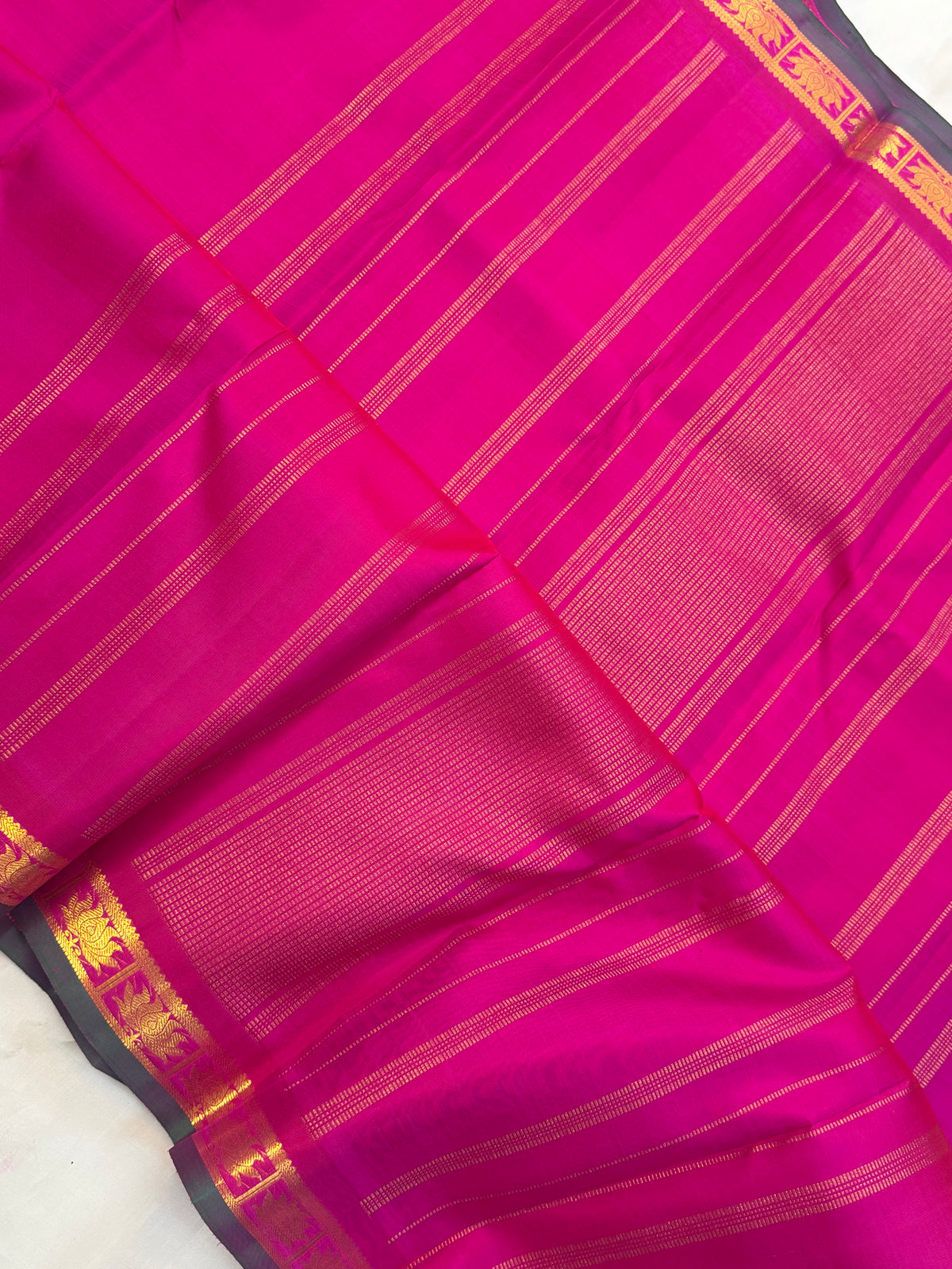 Rani pink small border / Silk Kanjipuram CLSA11566