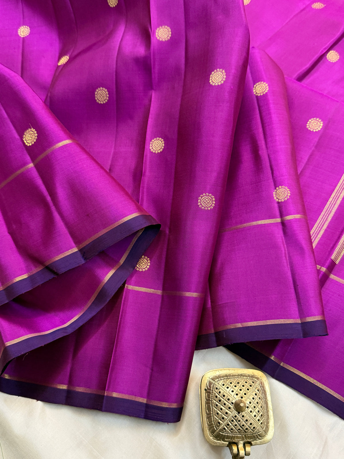 Majenta and body zari Butta / kanjipuram silk saree clsa 12367