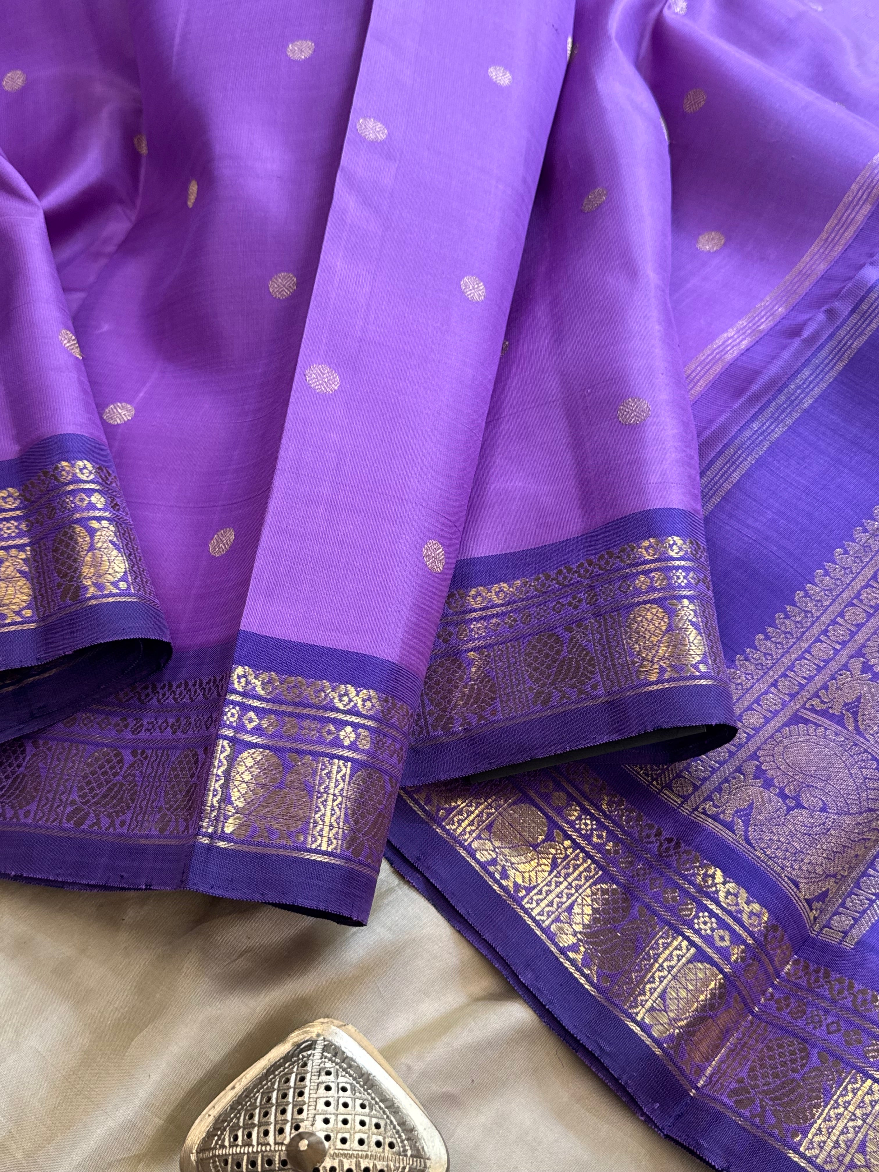 Lavender purple Annam pet border / Kanjipuram silk