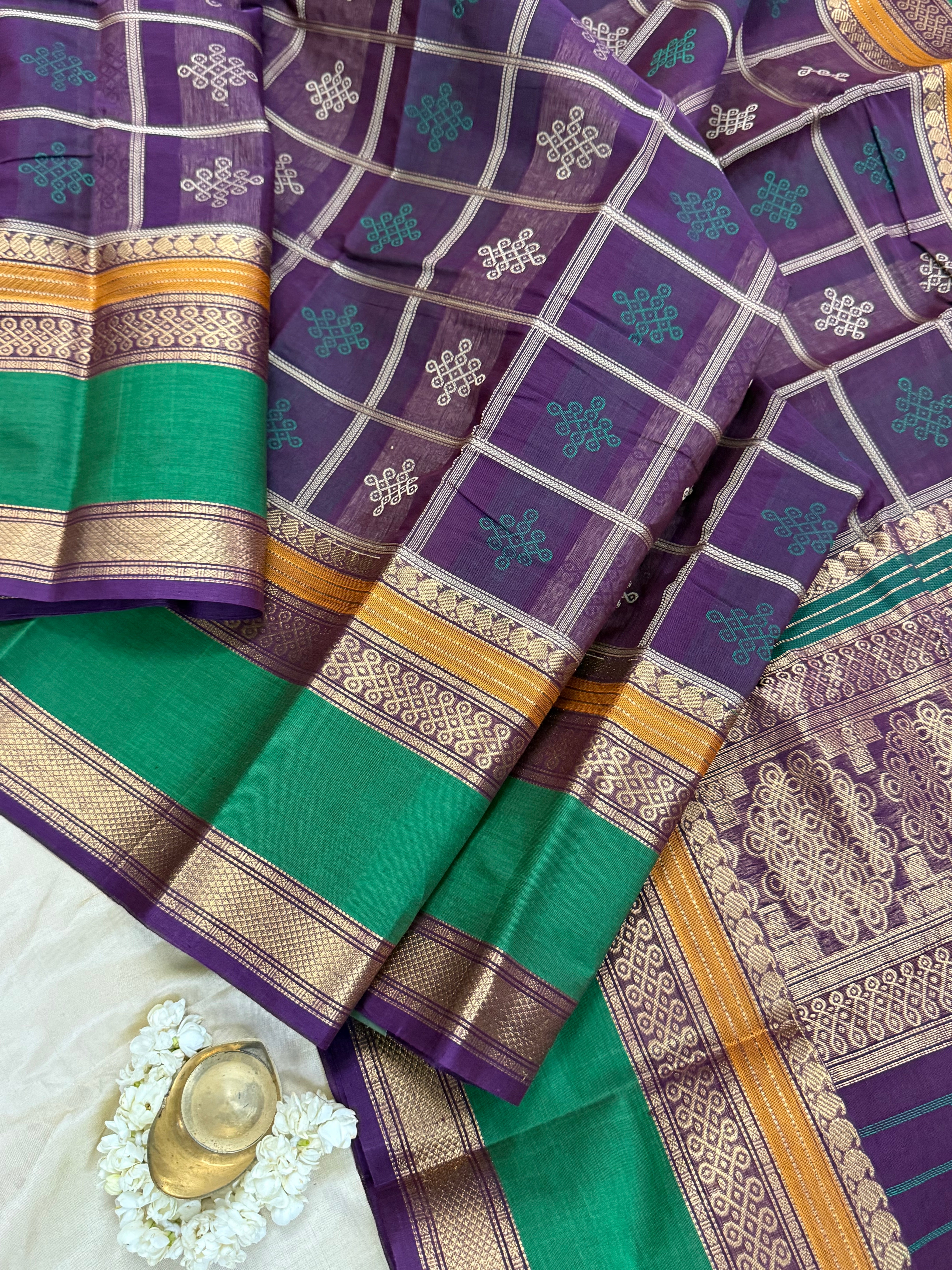 Purple kattam kolam butta / Kanchi Cotton