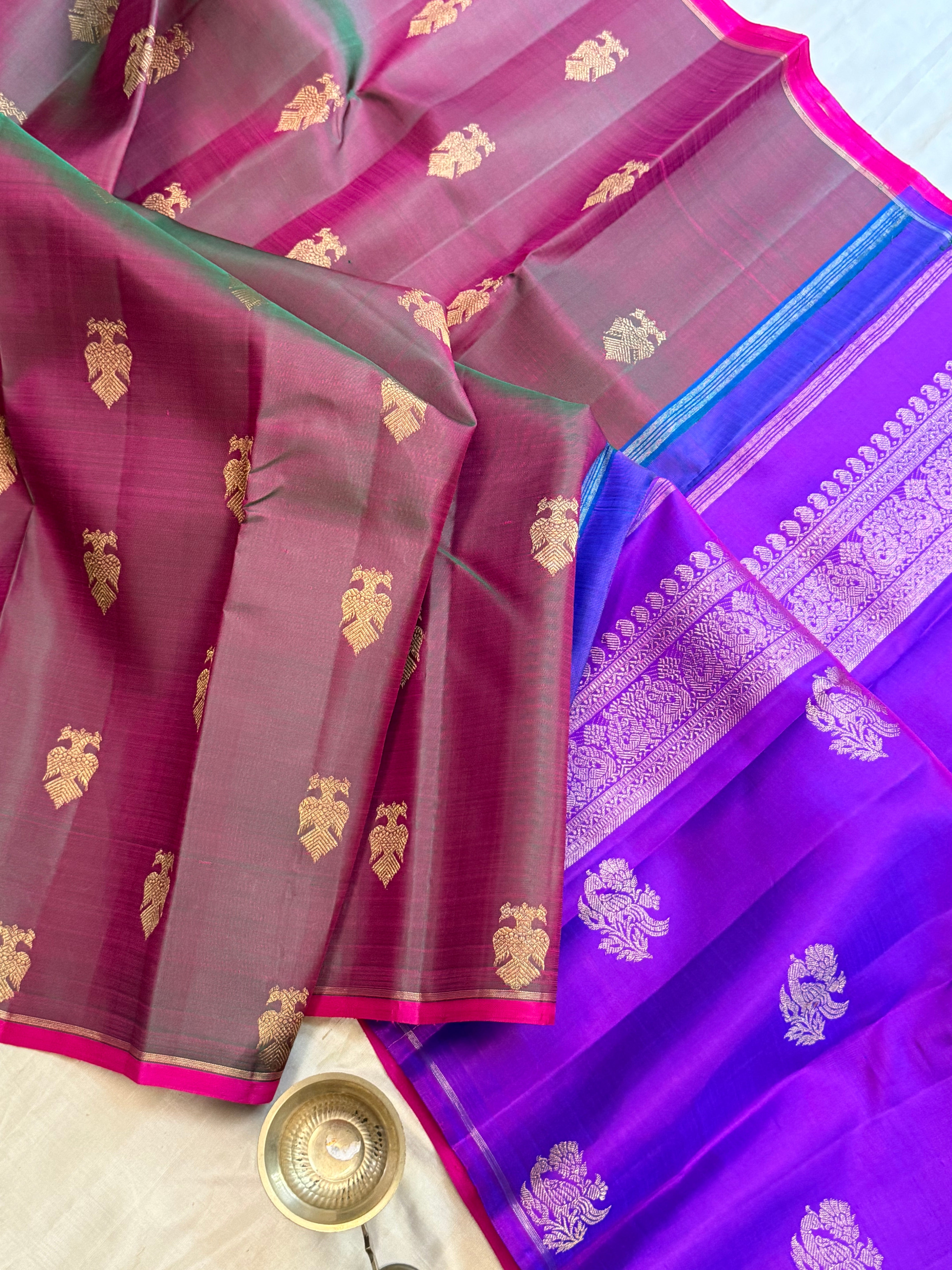 Brown shot purple Iruthalaipakshi/ Kanjipuram silk