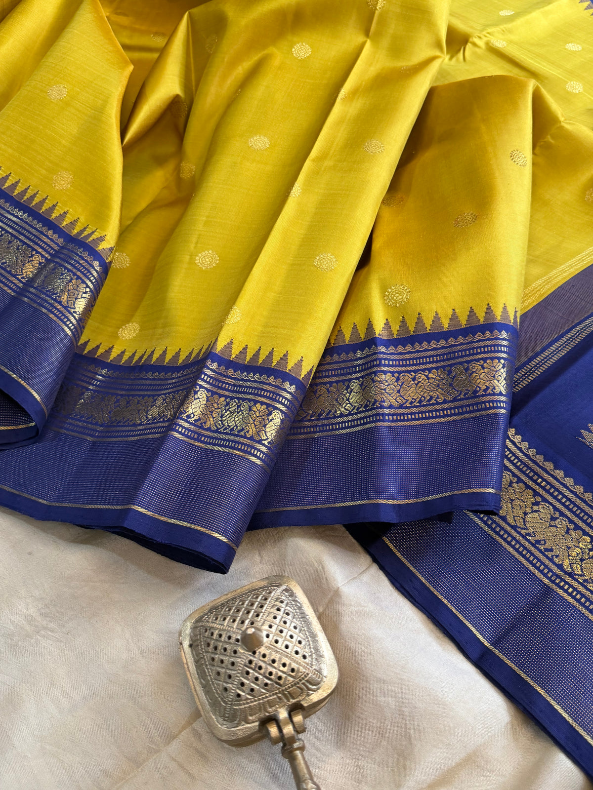 Green Sampanga Korvai - pure Zari Kanjipuram silk