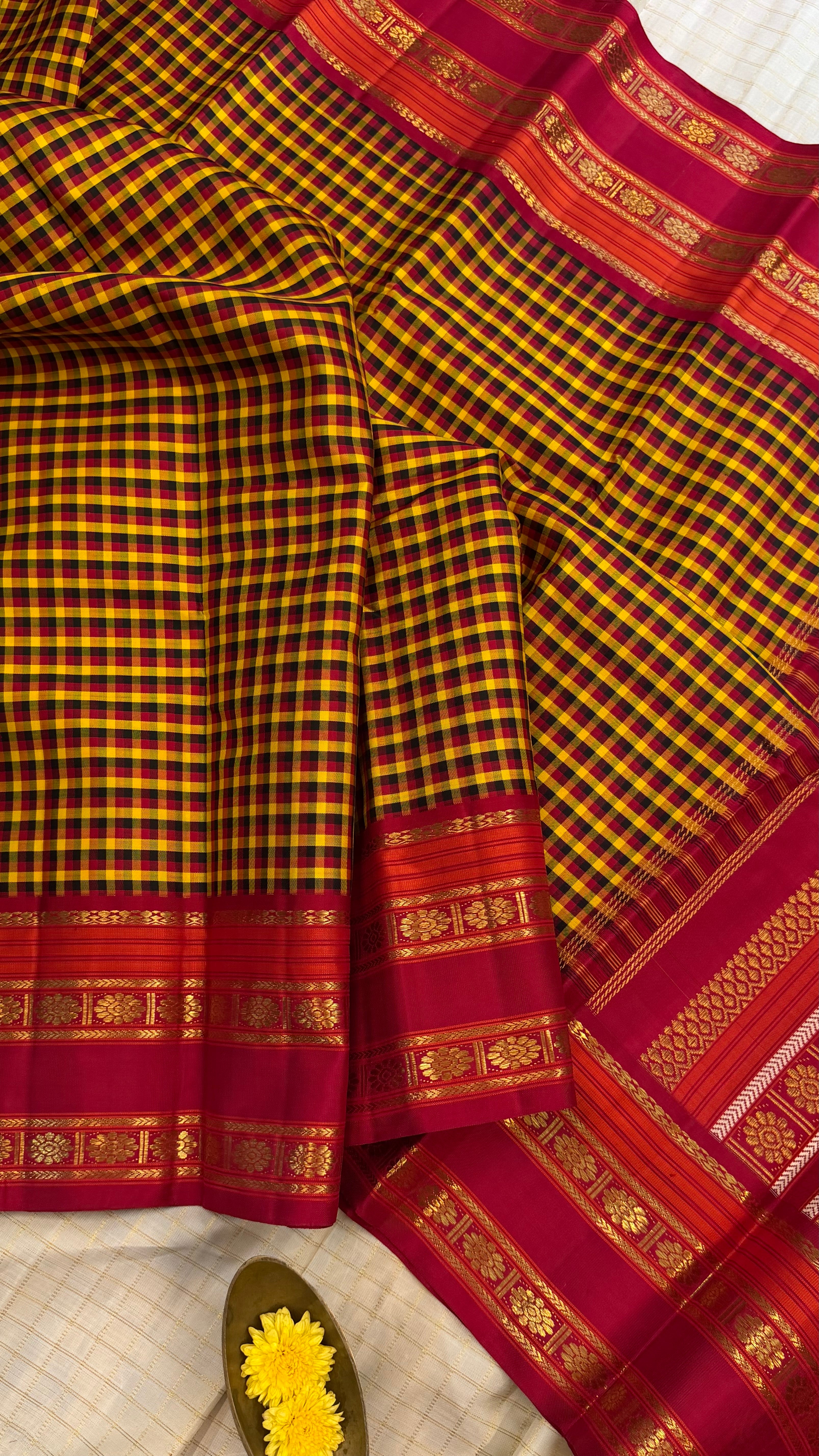 Master weaver small checks Korvai Kanjipuram silk