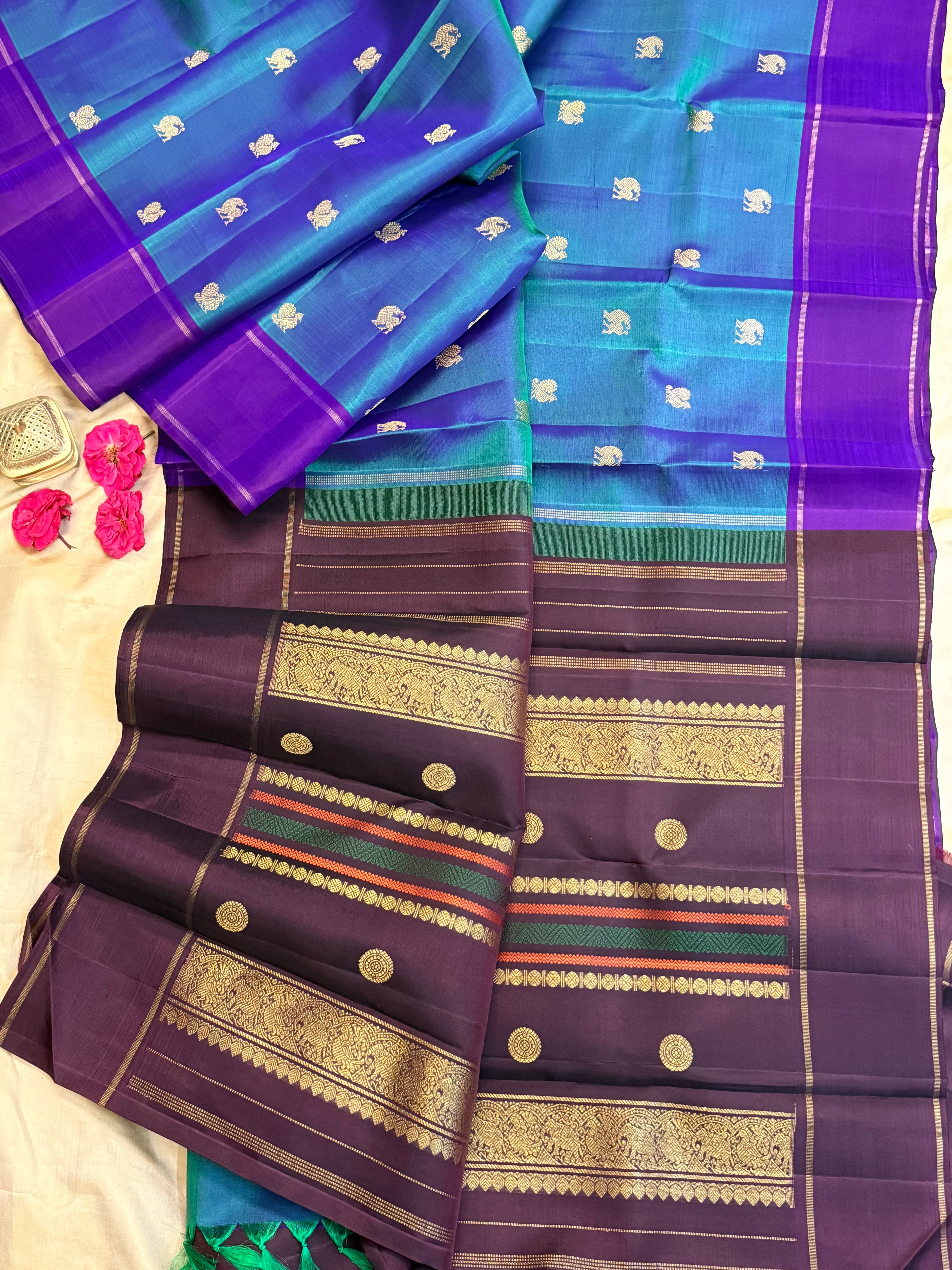 Peacock blue yazhi butta and deep pakku unique pallu / Kanjipuram silk CLSA8231