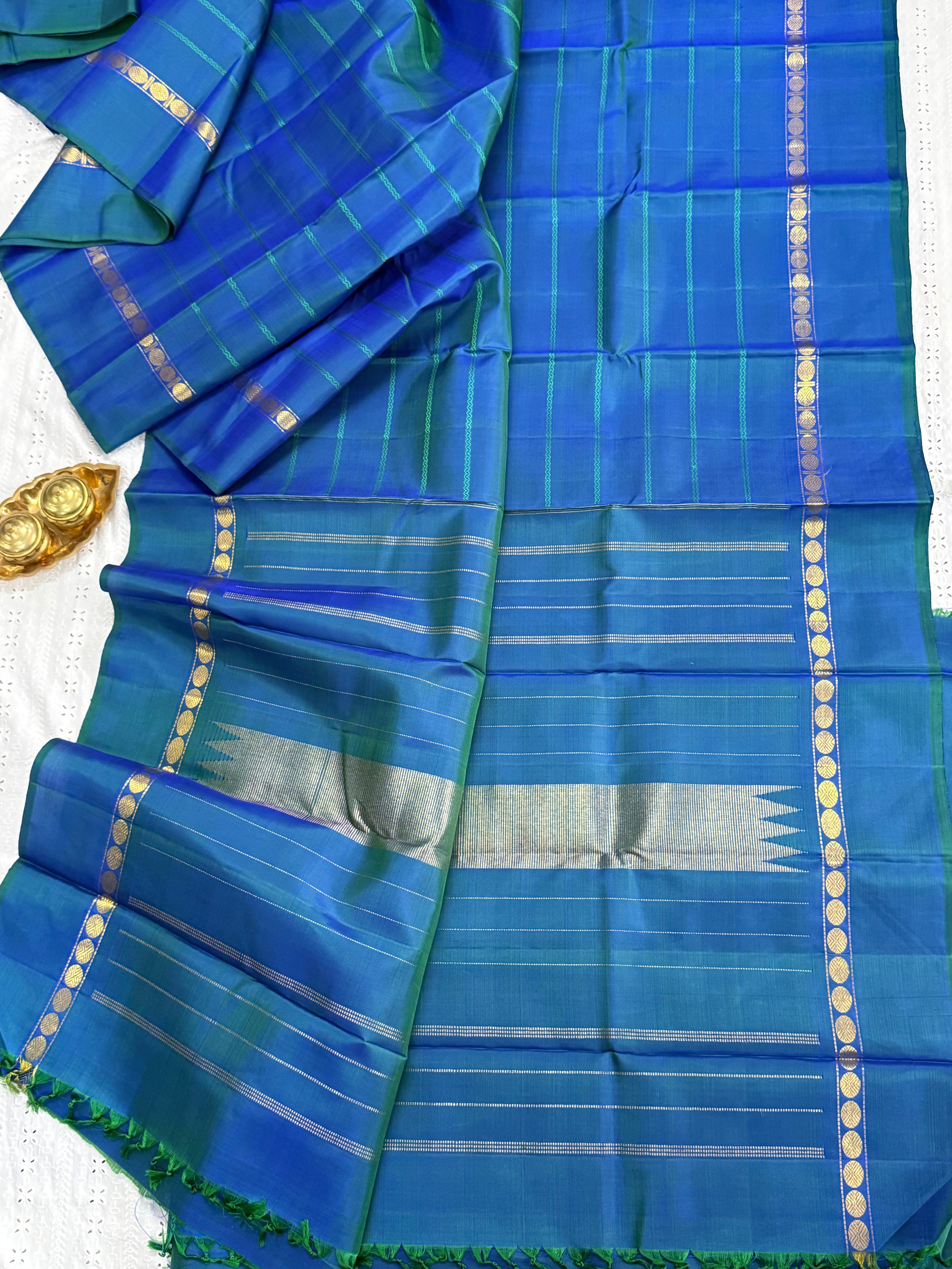 MAYILKAZHUTHU BODY THREAD VELDHARI/KANJIPURAM SILK SAREE CLSA7474