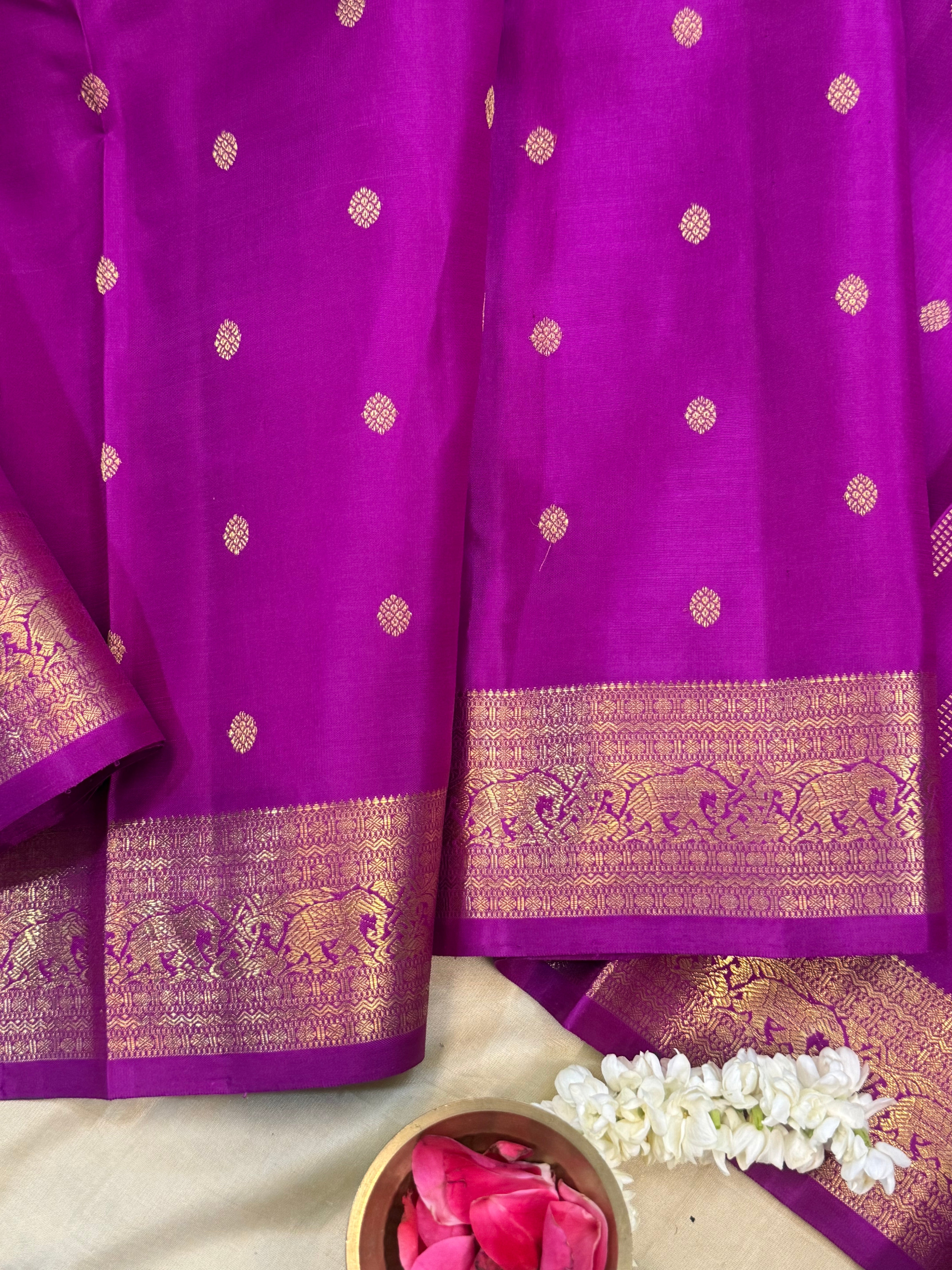 Magenta yaanai pet / Kanjipuram silk