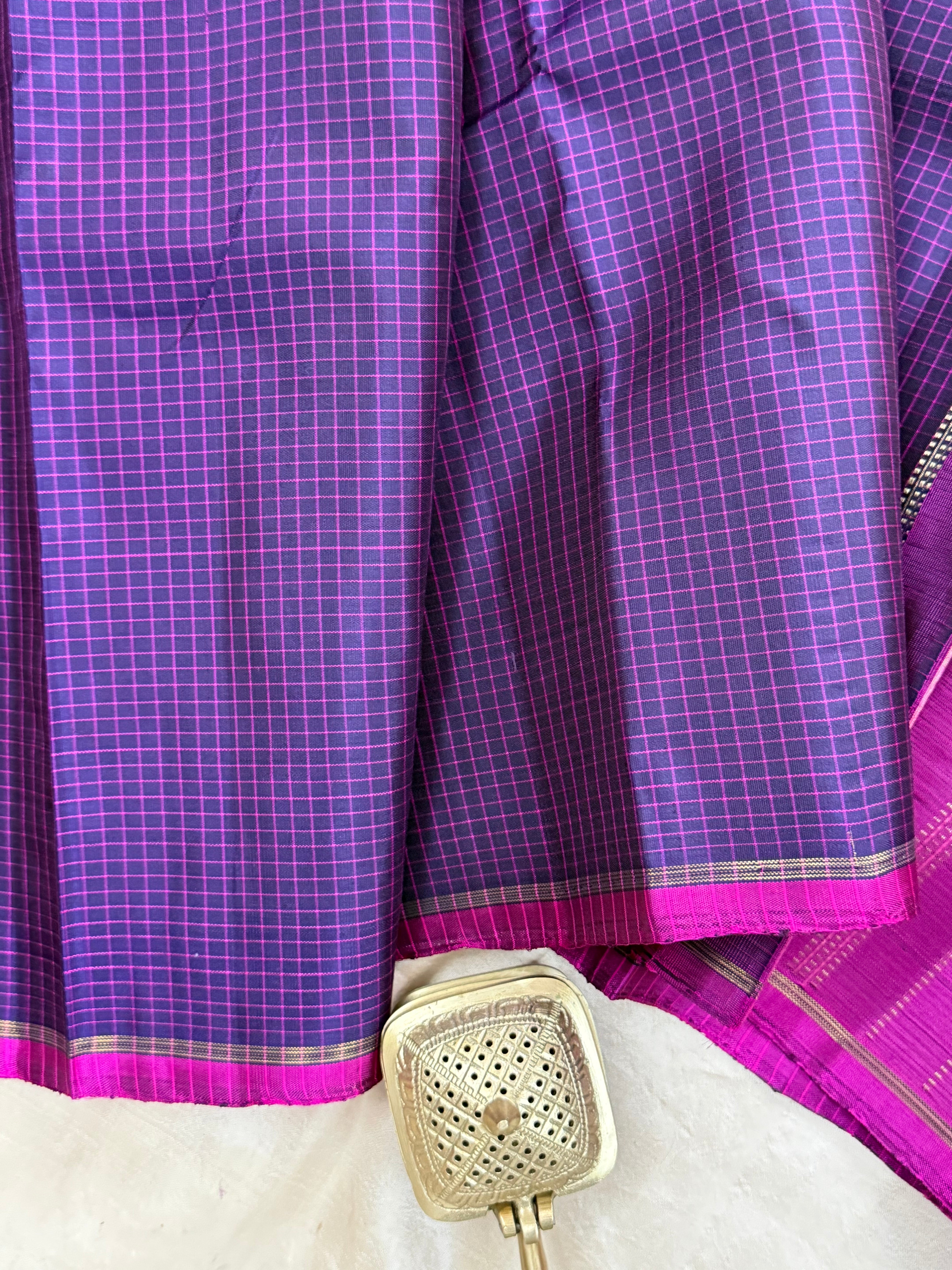 Deep purple kattam borderless/ Kanjipuram silk