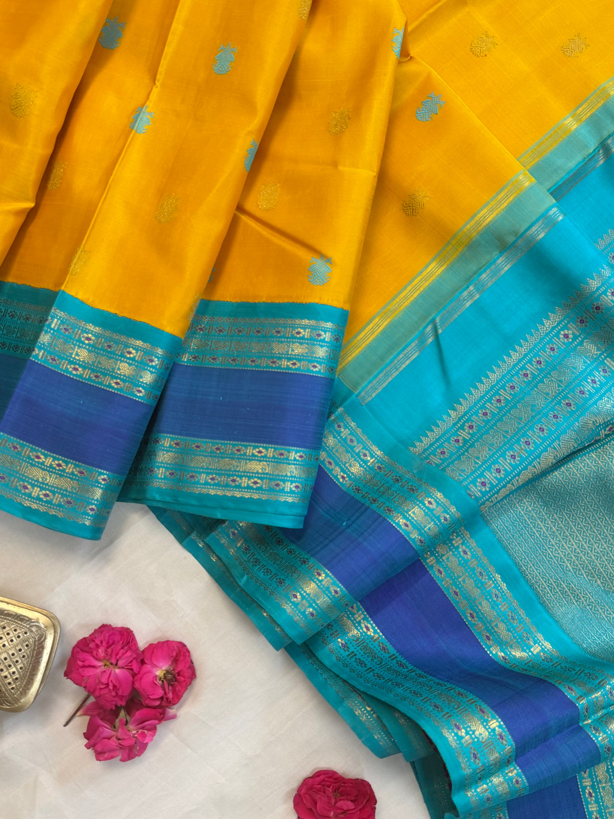 Yellow - Day 1 Navarthri colour pure Zari Kanjipuram silk /Banana yellow Korvai