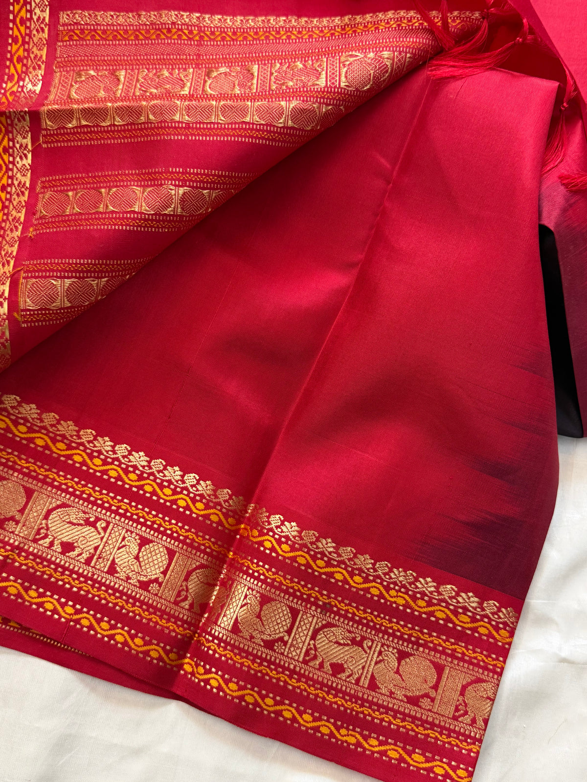 Deep paaku color and red / Special edition kanjipuram silk