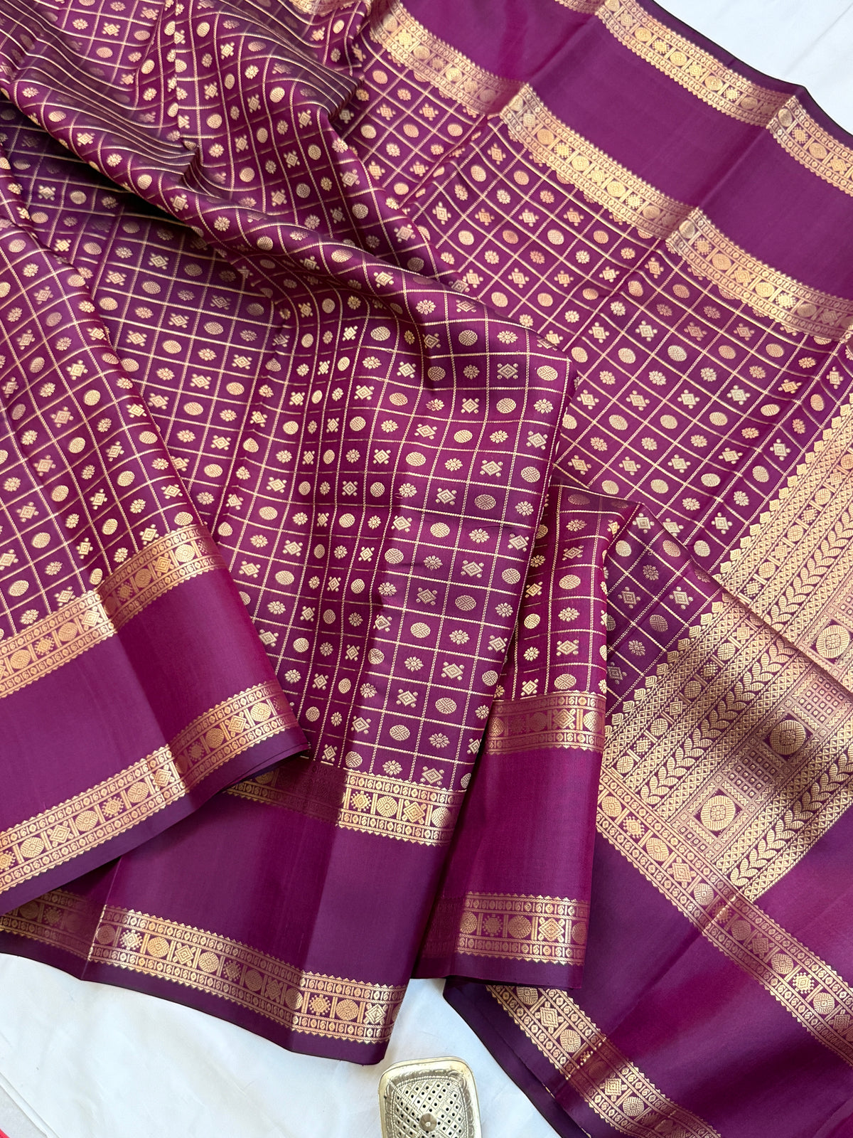Special edition Burgundy with Zari kattam silk saree/clsa 12415