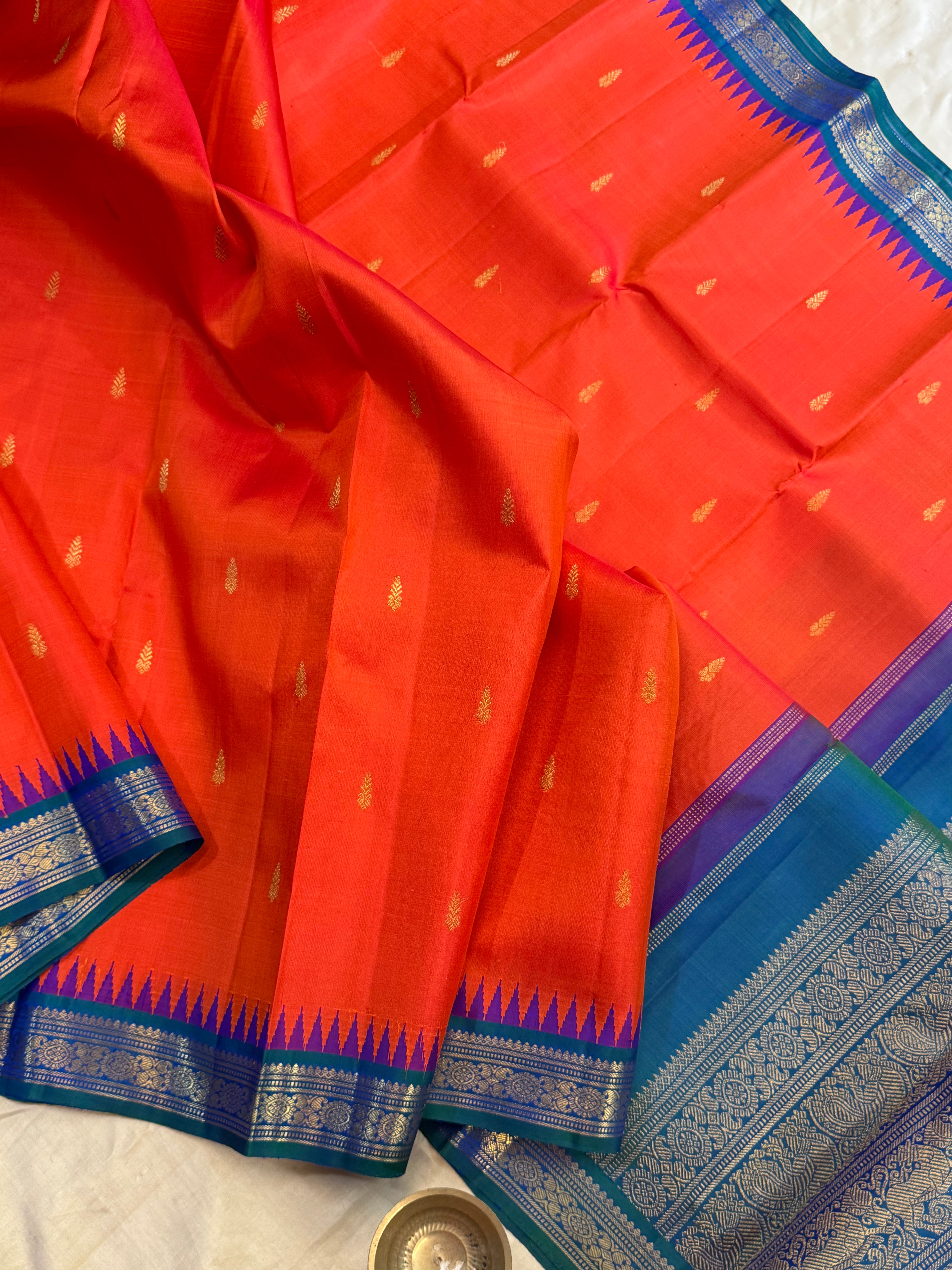 Rust orange Korvai / Kanjipuram silk