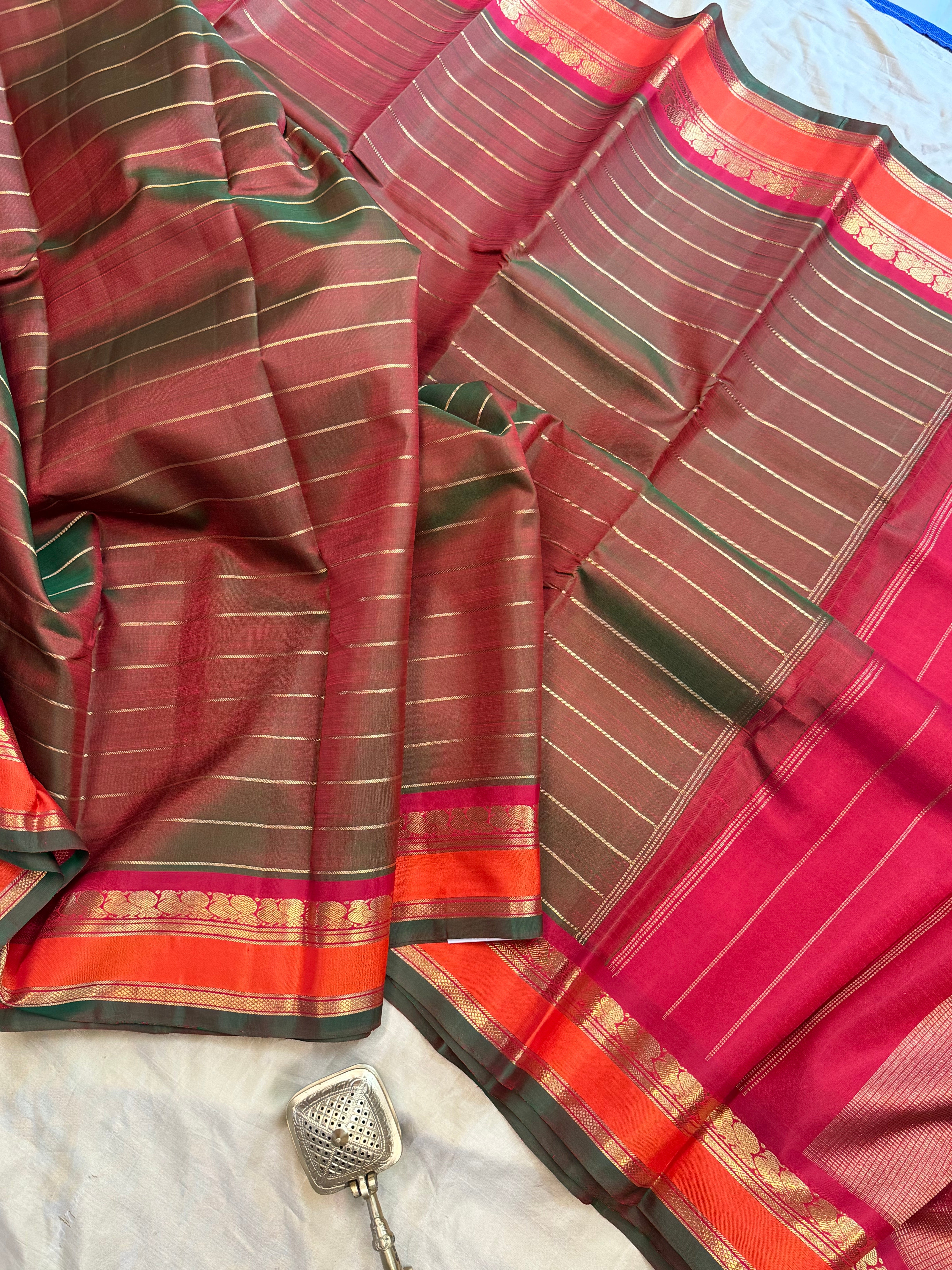 Manthulir veldhari / Kanjipuram silk