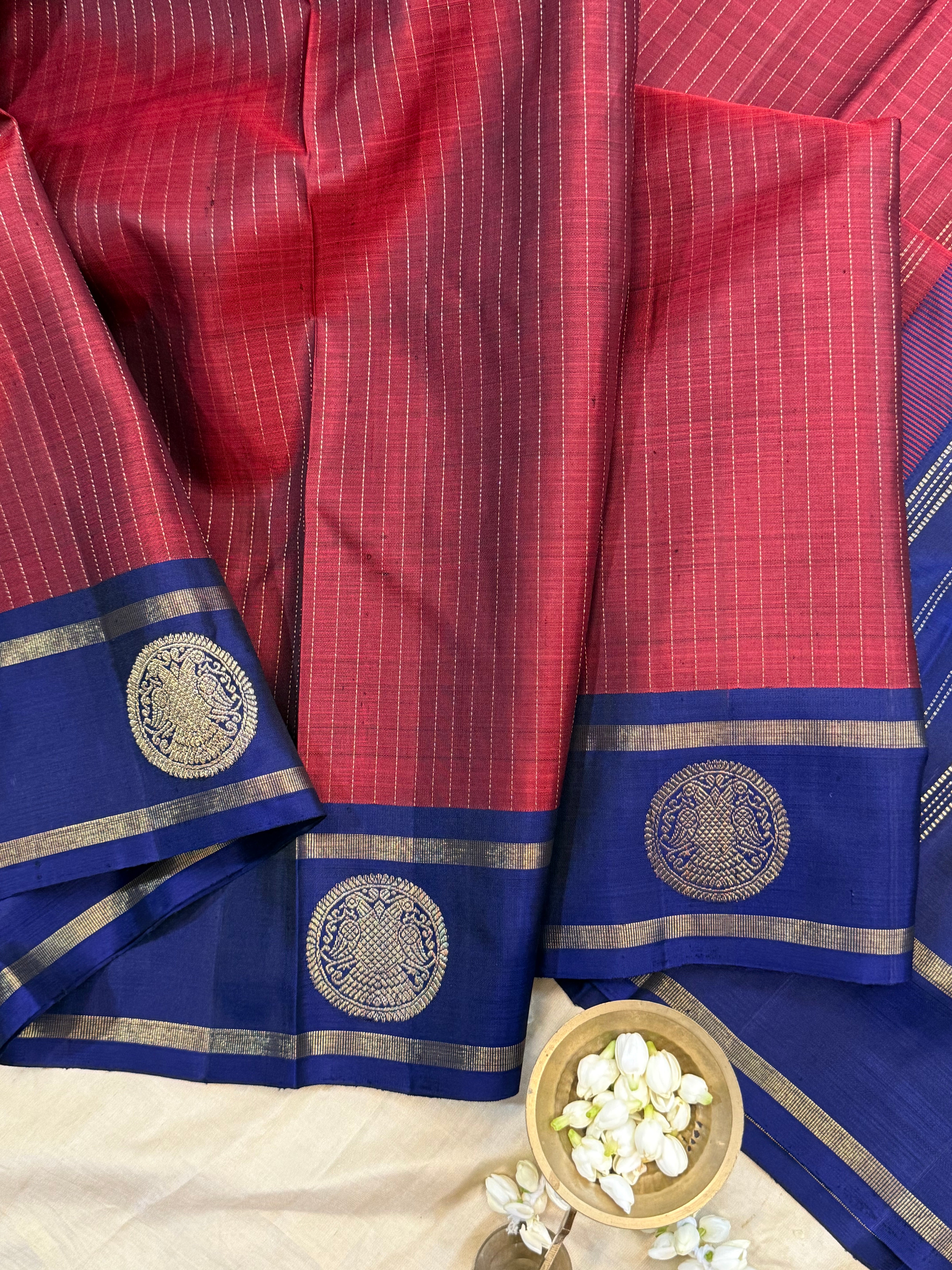 Rust and blue border butta/ Kanjipuram silk