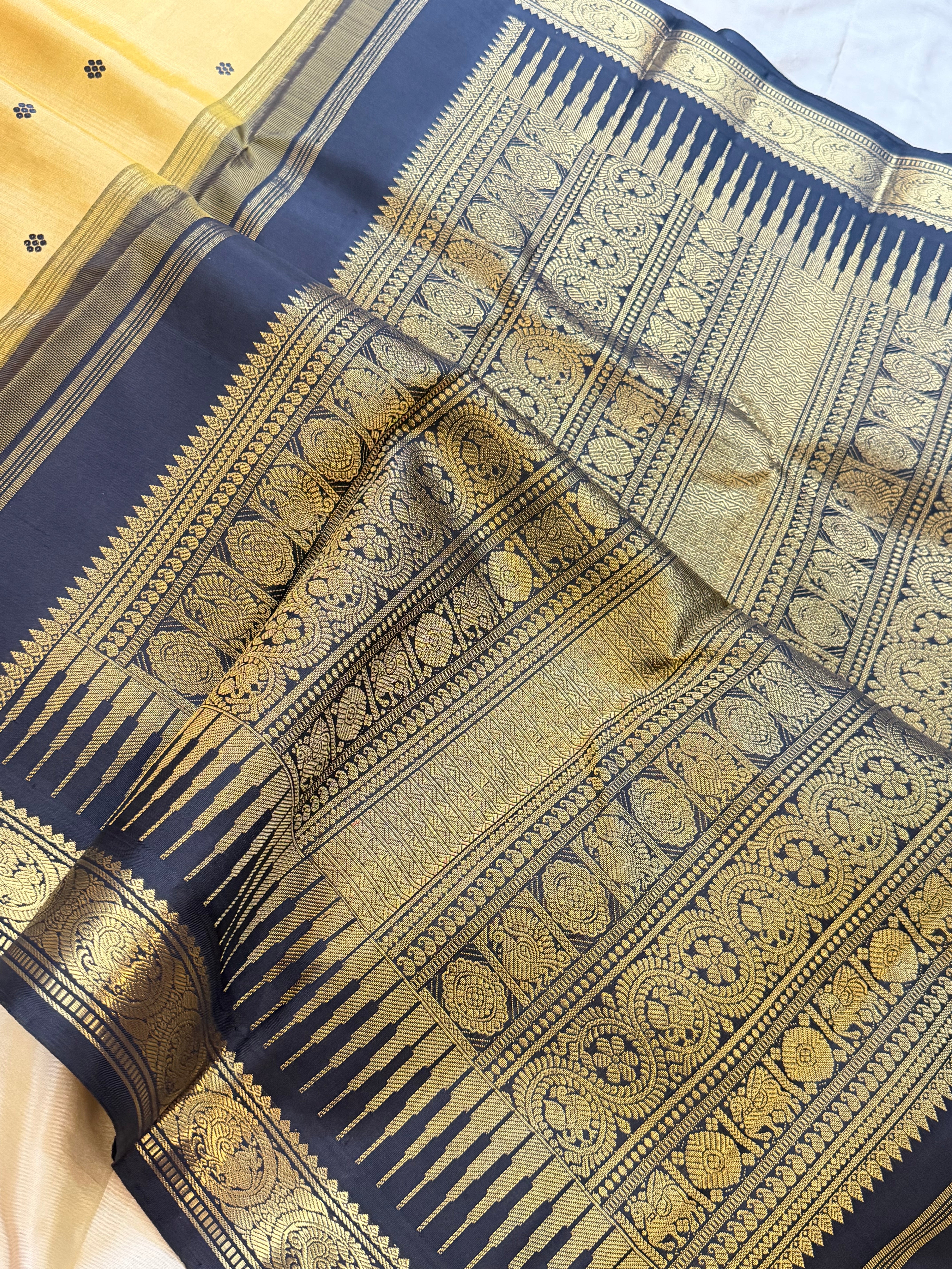 Maha : sandal yellow collection of Korvai Kanjipuram