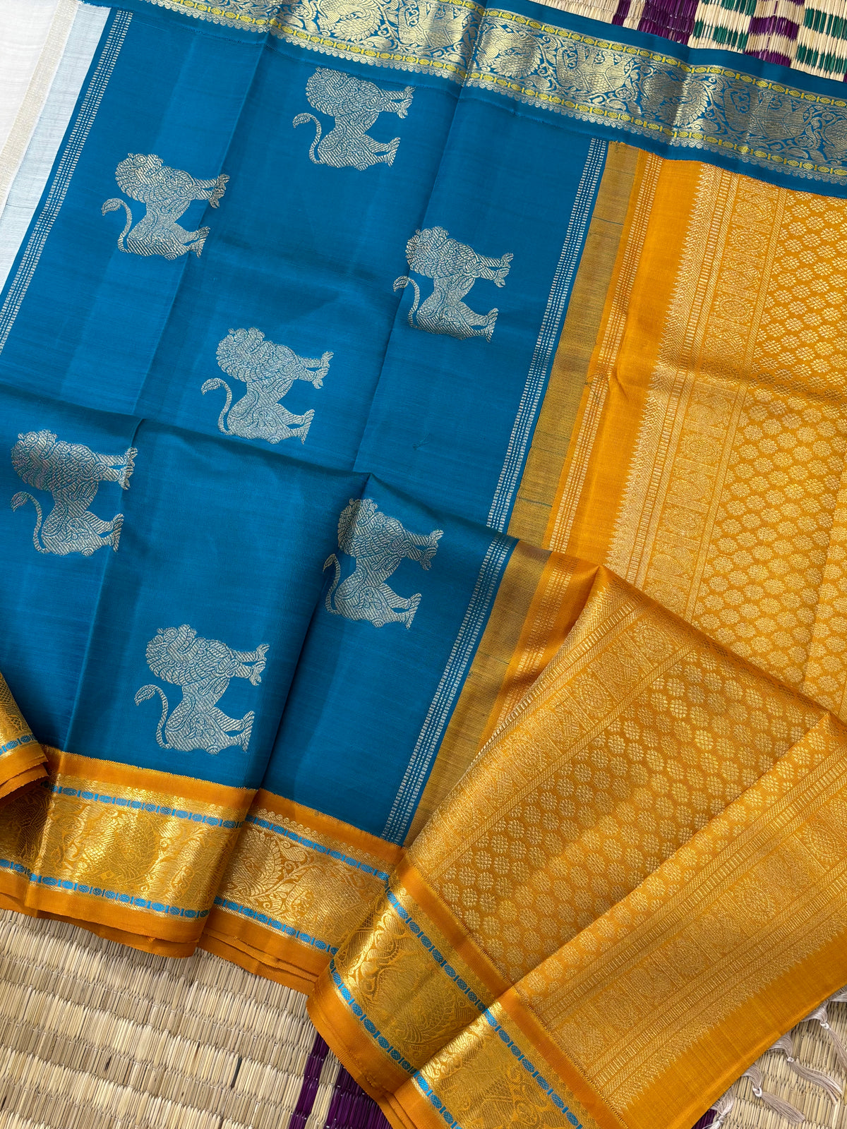 Ganga Jamuna unique double Palla Korvai kanjipuram pure zari/kajipuram silk saree clsa 9982