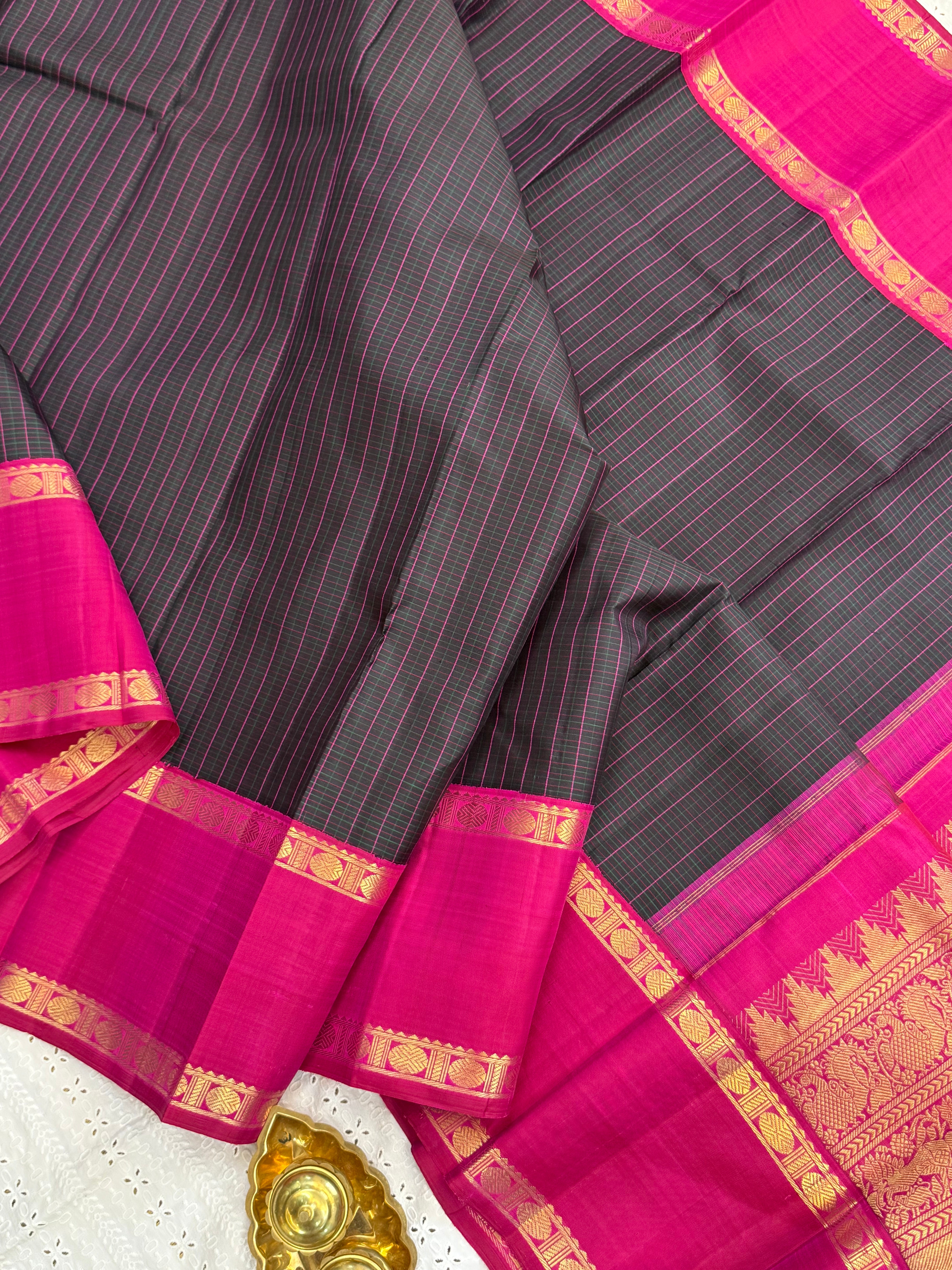 Black vintage kattam rettapet border/ Kanjipuram silk CL8449