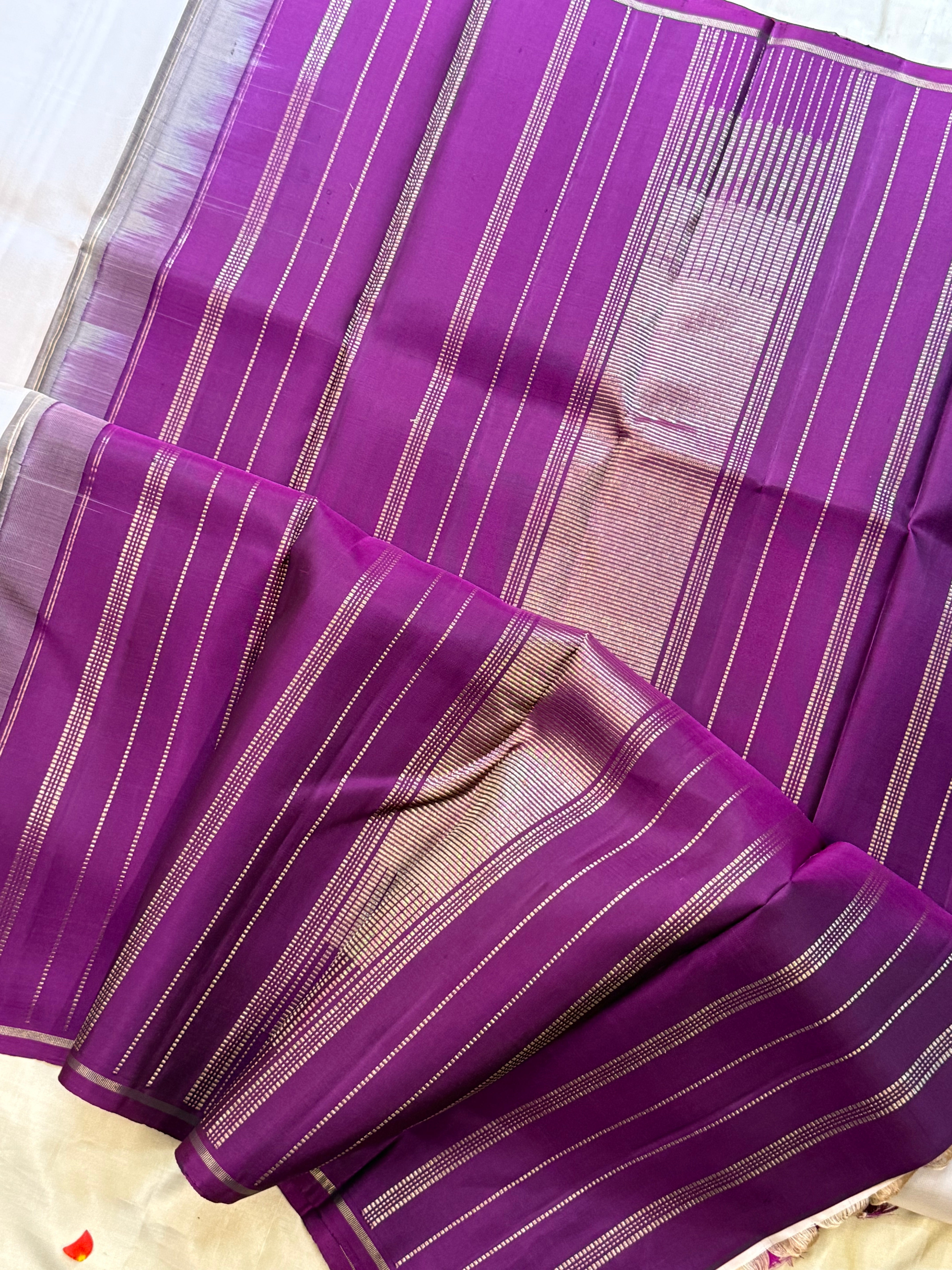 ONAM edit - offwhite and purple borderless / Kanjipuram silk