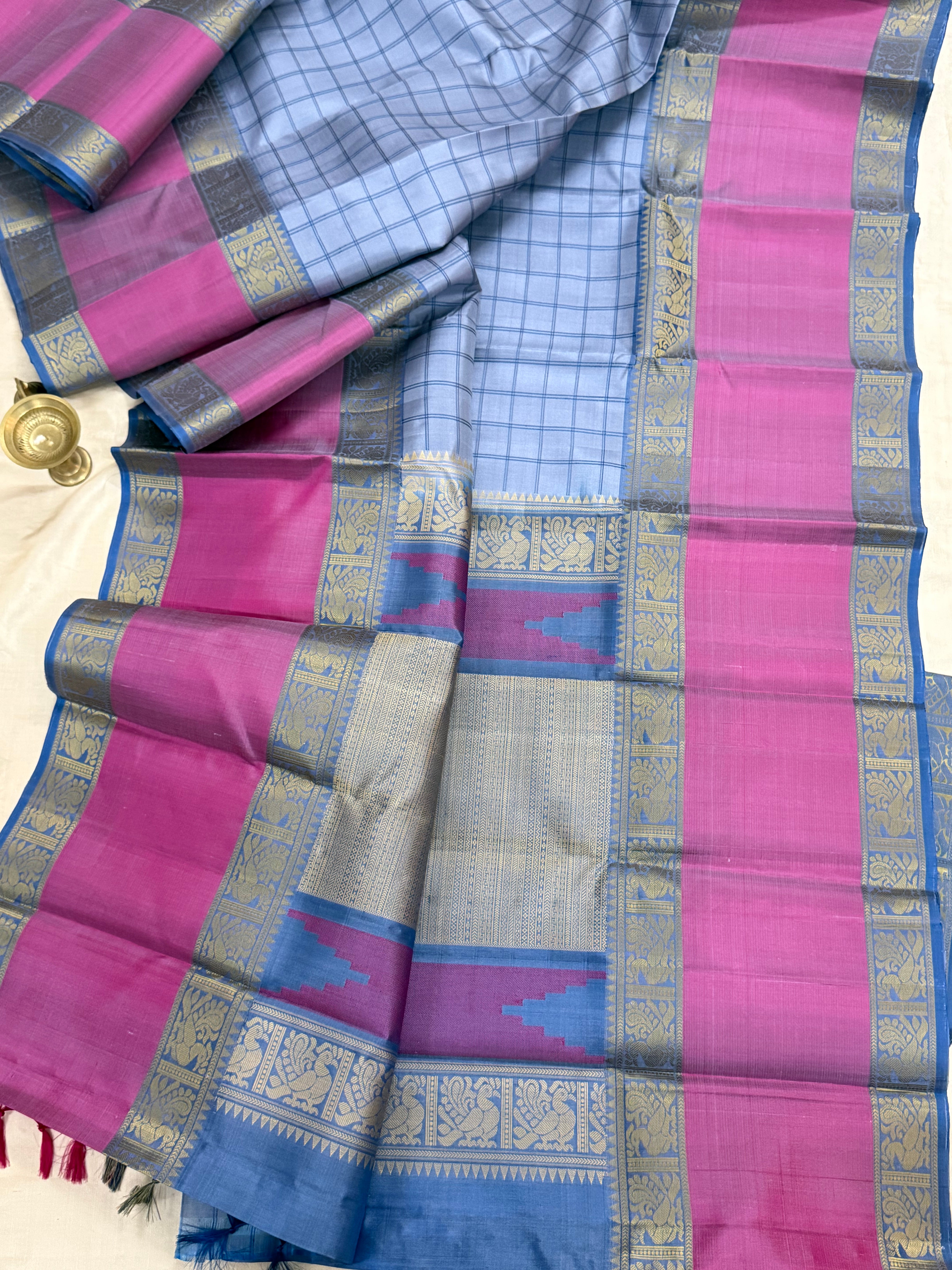 Grey kattam and pink rettapet border / Varnangal Soft Silk