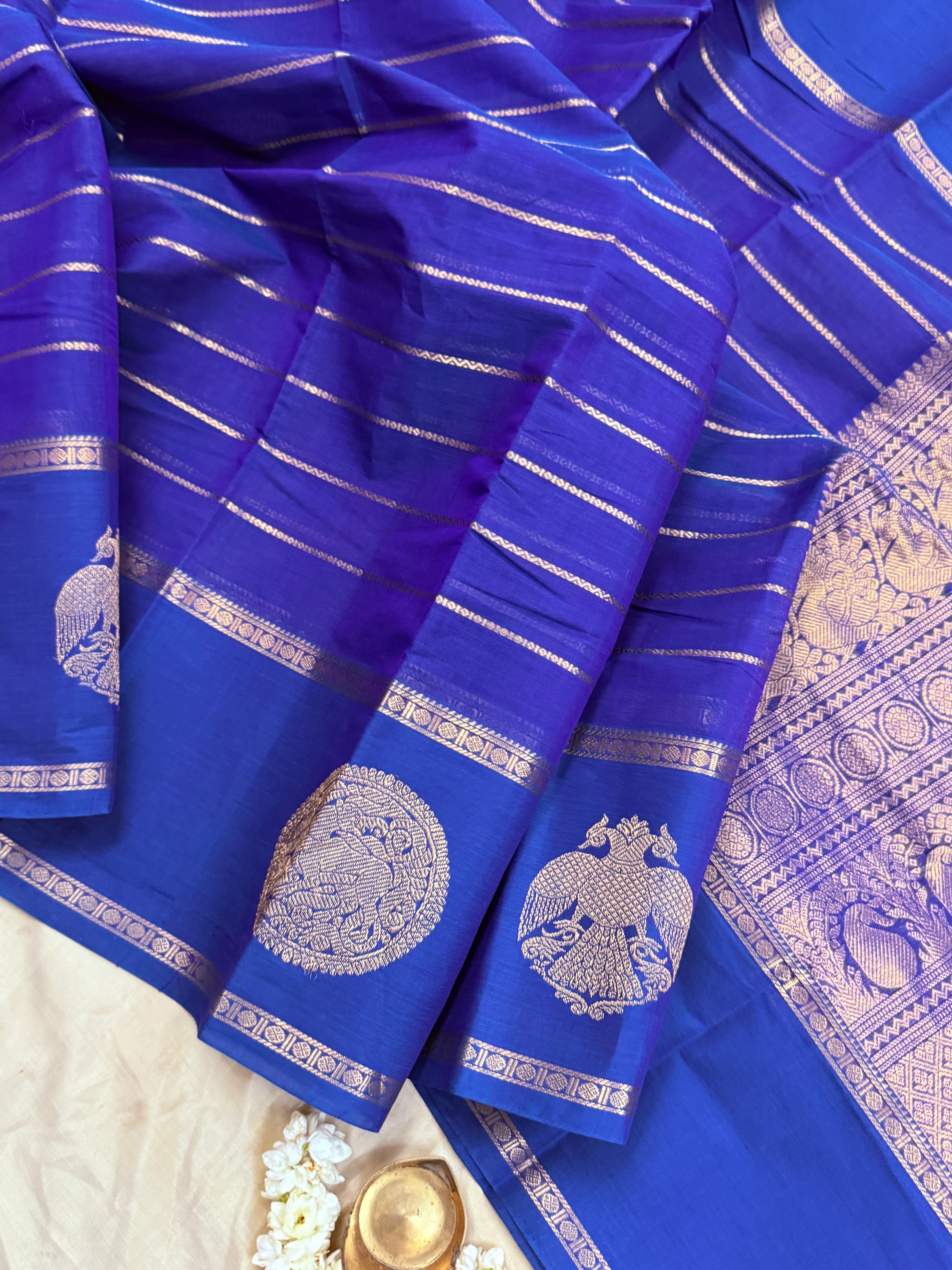 Purplish blue veldhari and border butta/ Kanchi Cotton