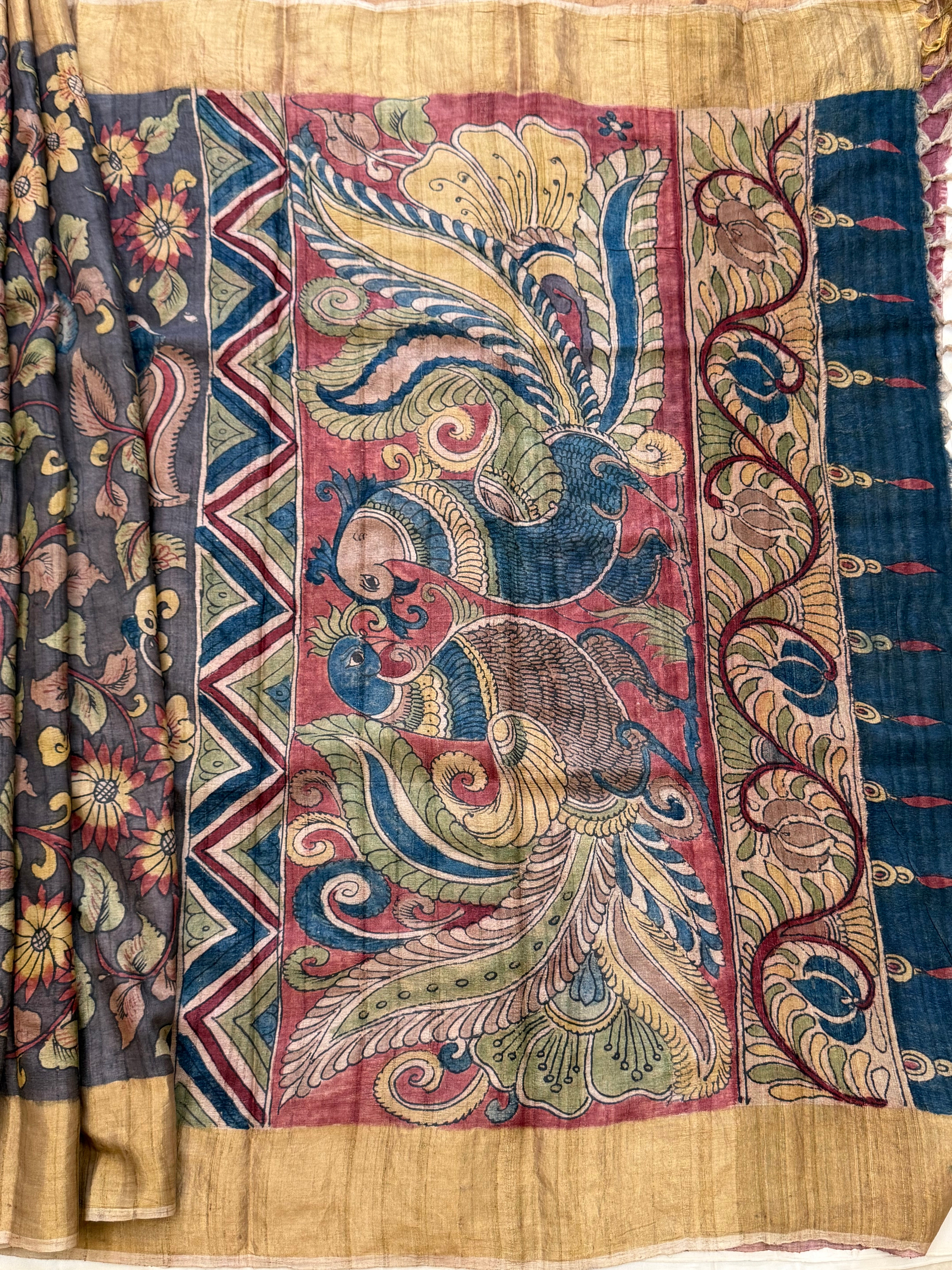 Hand drawn natural dyed pen kalamkari sarees / clsa 11127