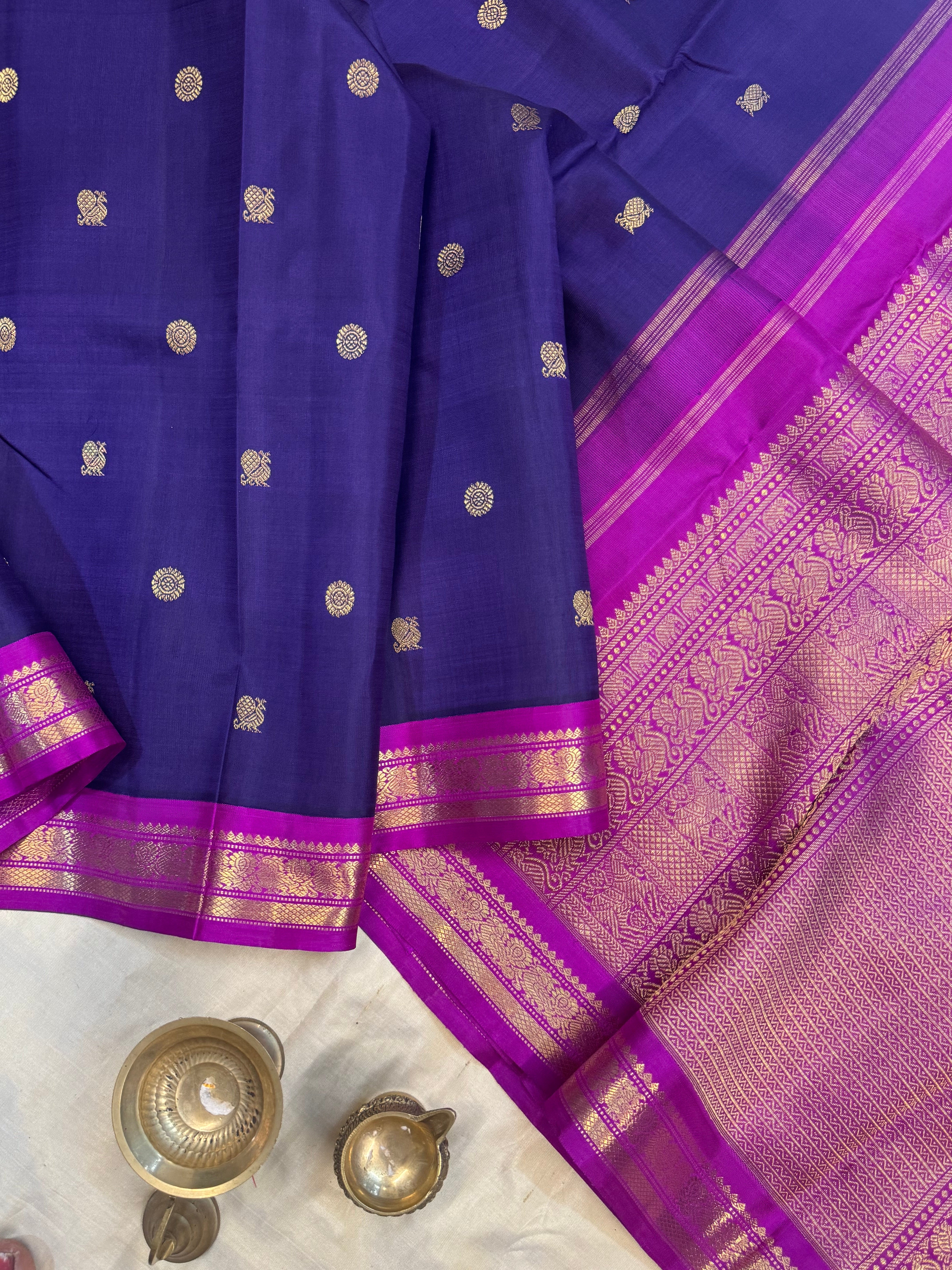 AALAYAM :Deep blue pink border korvai kanjipuram silk