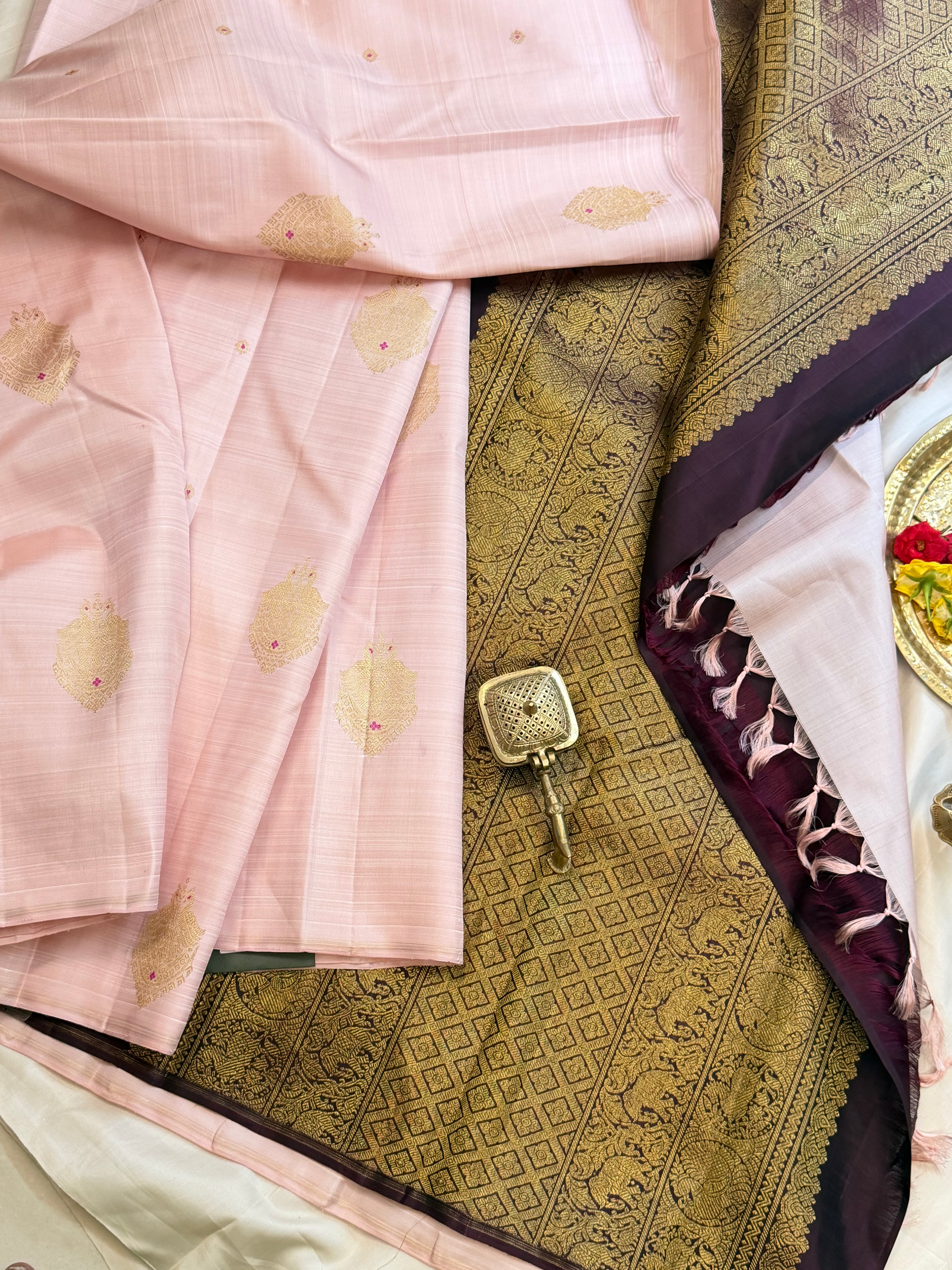 Malligai : pastel light pink meenakari Zari Kanjipuram silk