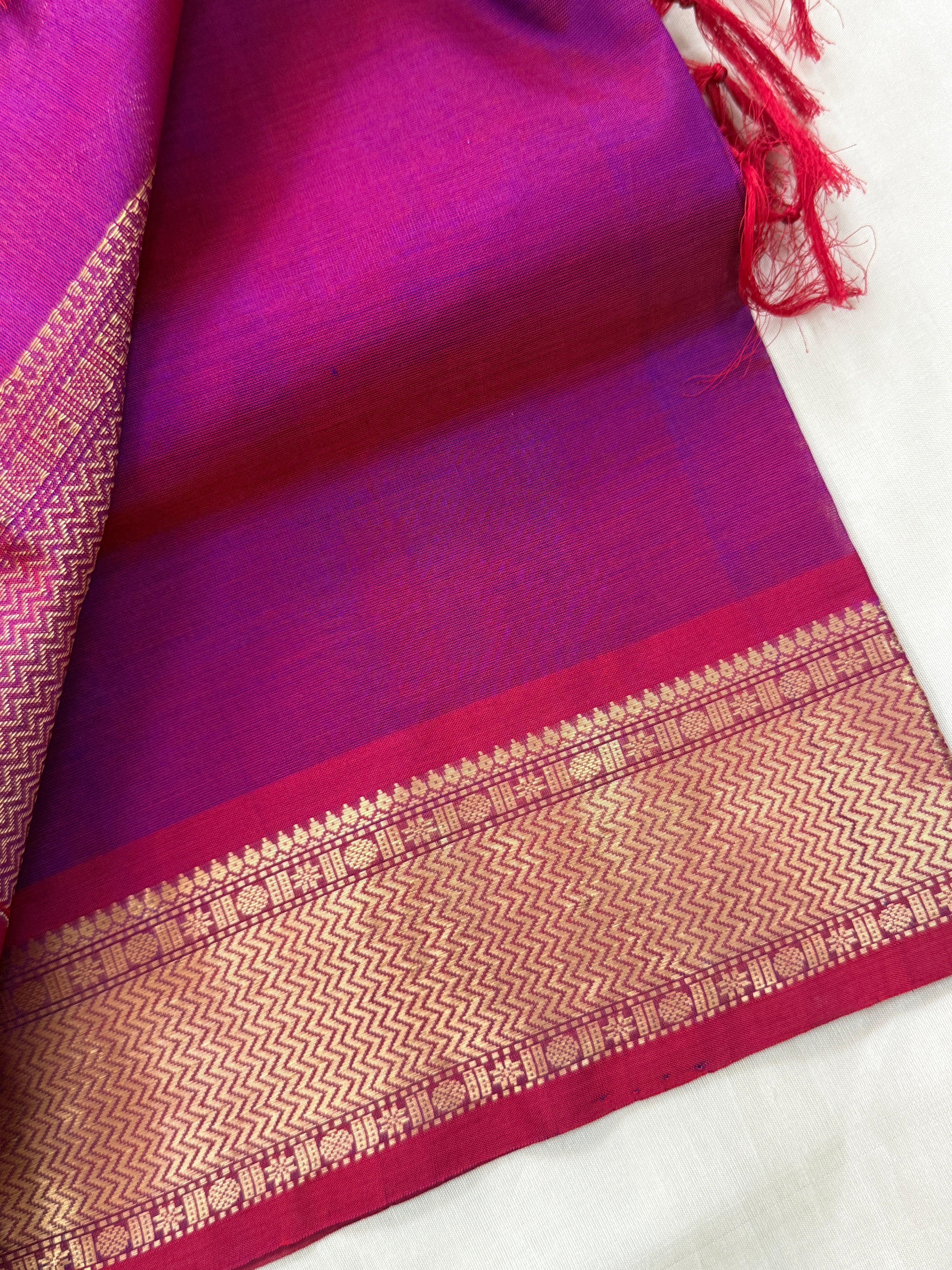 Vadamalli shot pink yazhli Butta on border/ CLSA11478
