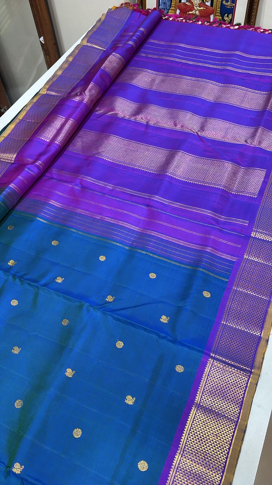 9 yards mayilkazhuthu / kanjipuram silk saree