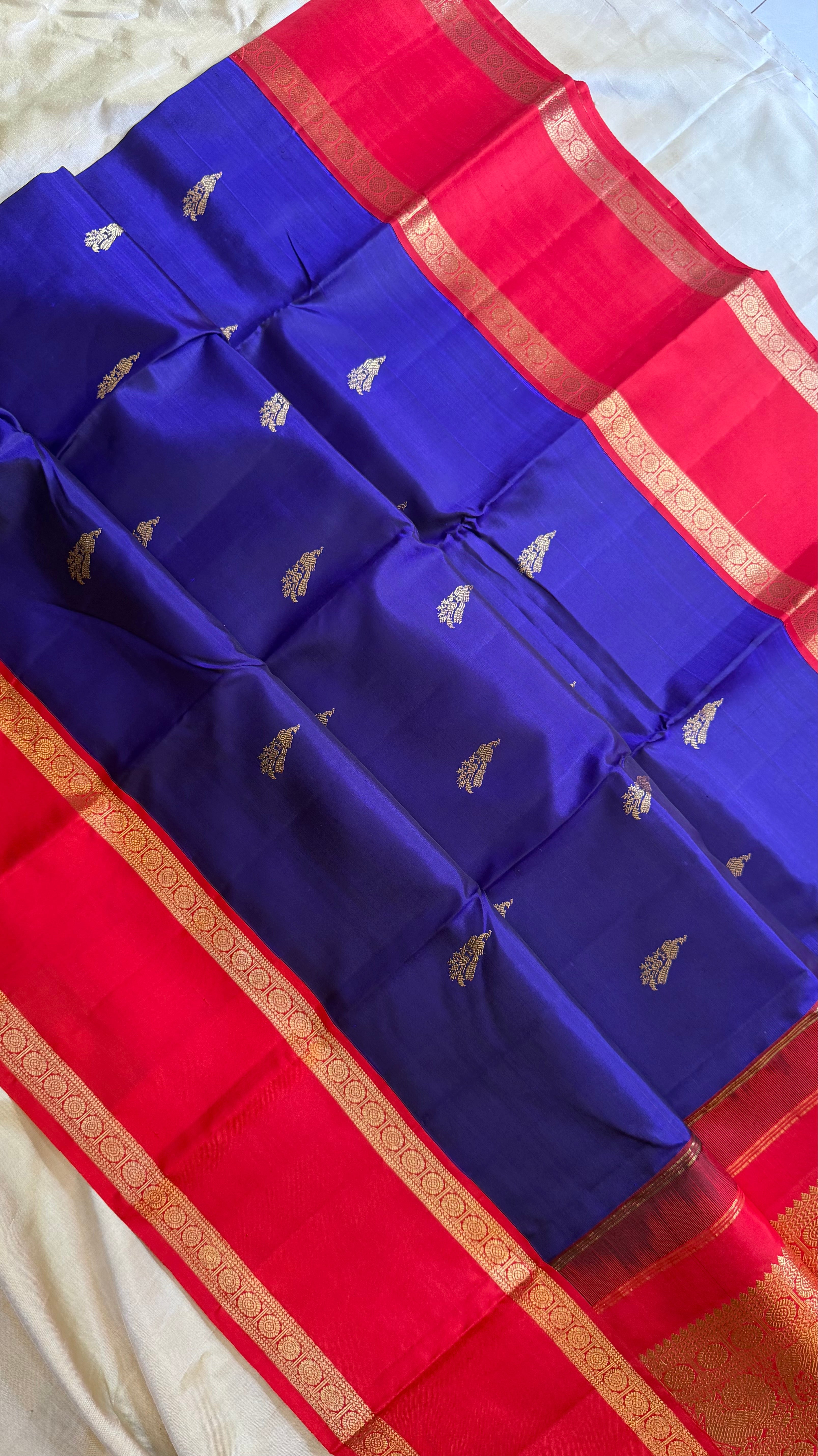 Purplish shot blue and red rettapet border kai korvai/ Kanjipuram Silk