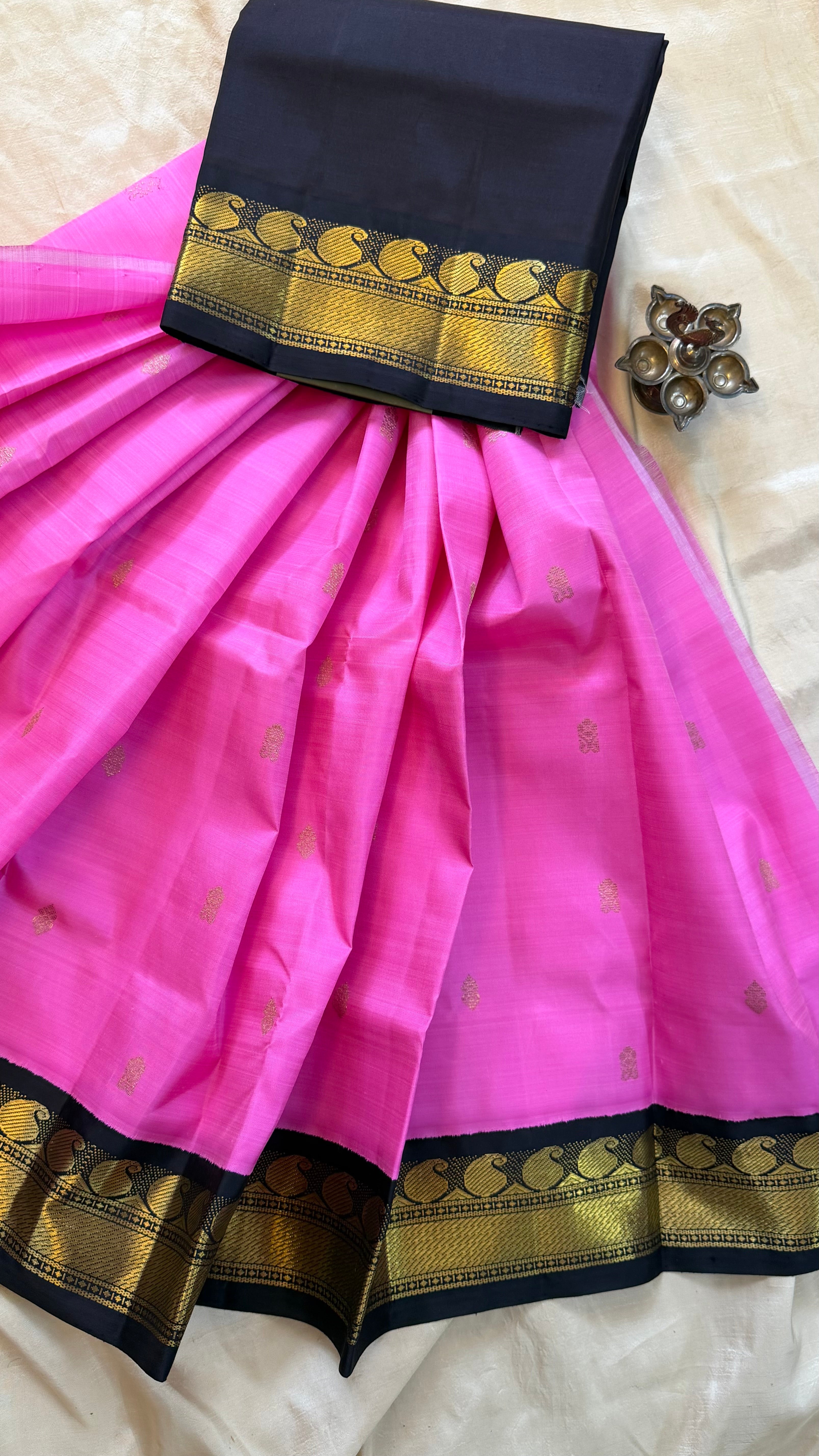 Pink Paavadai set korvai 4 to 6 years