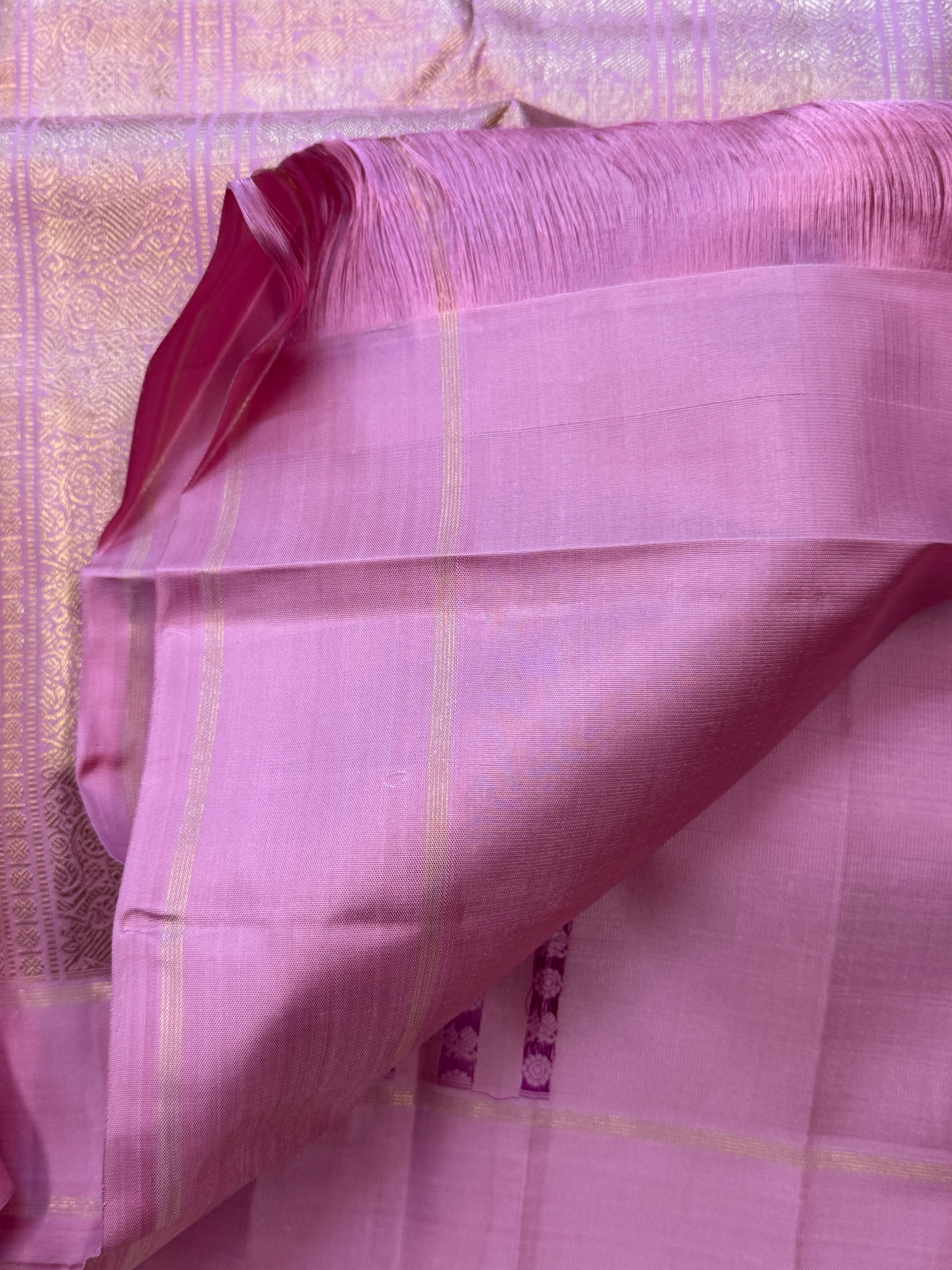 Pastel pink thread butta / Kanjipuram silk