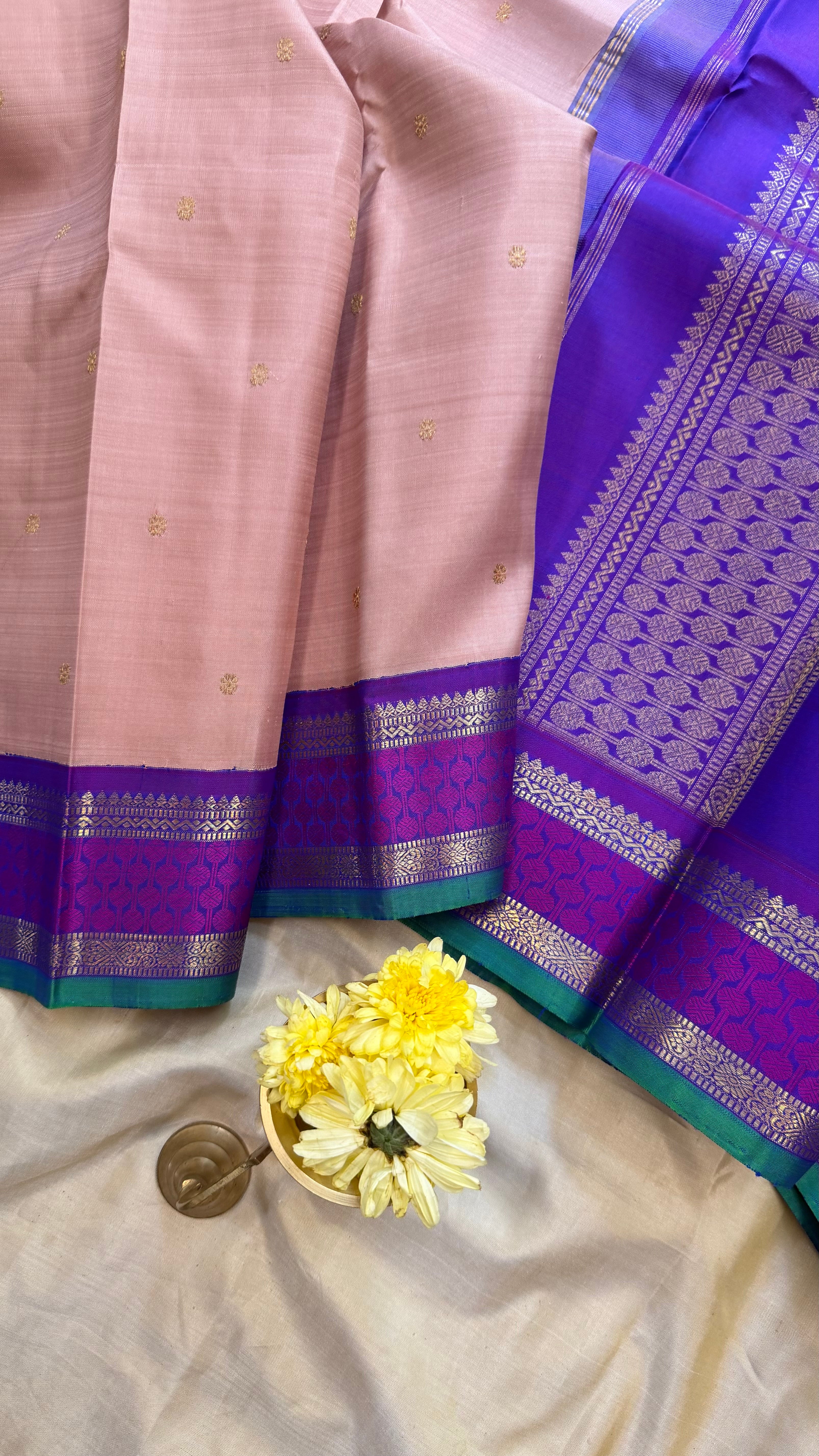 Pastel pink and purple kai korvai/ kanjipuram silk