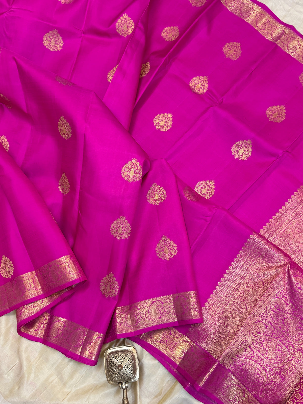 Pink Zari butta/Aarani silk clsa 11007