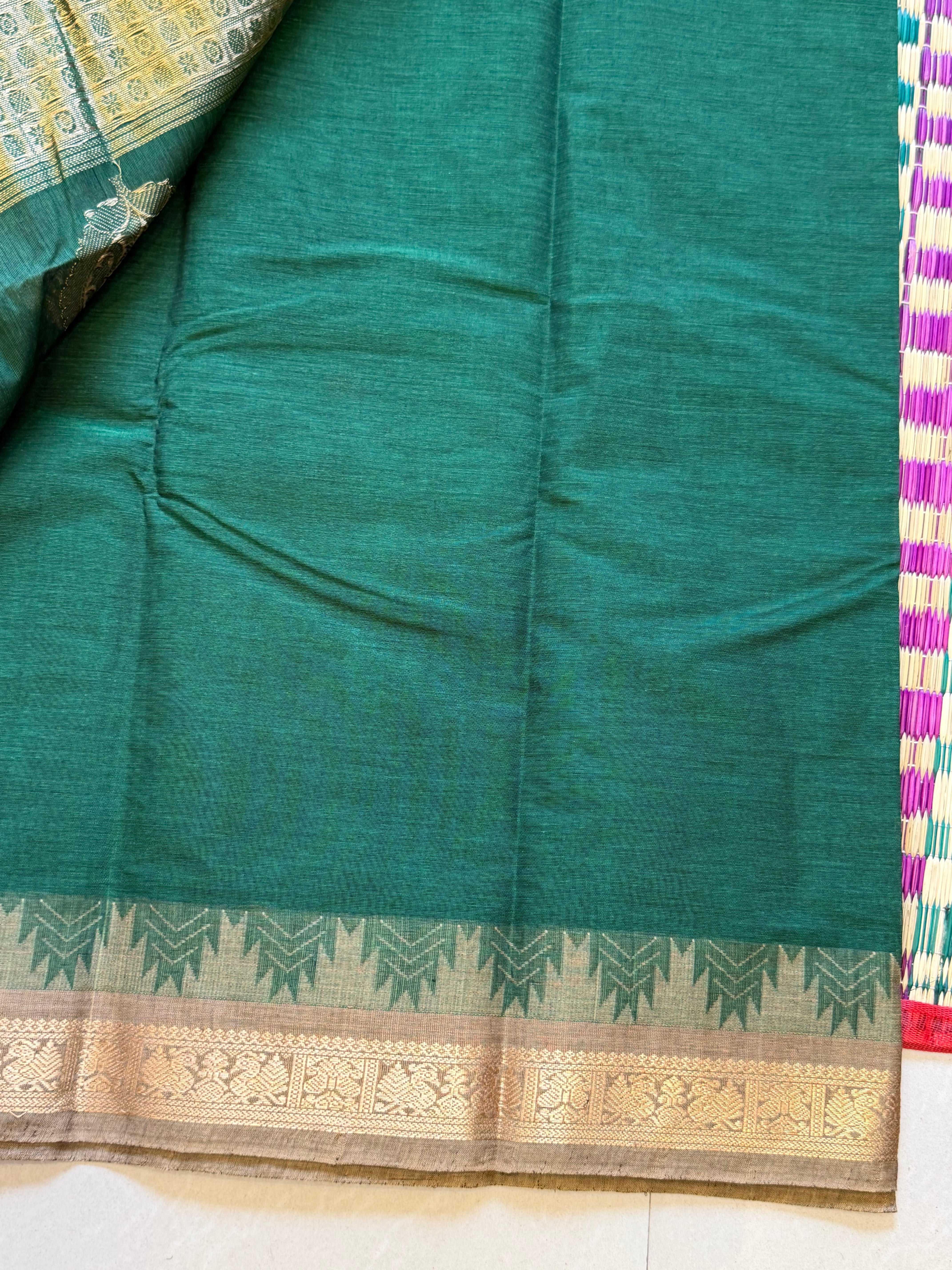 Green small border / Kanchi cotton