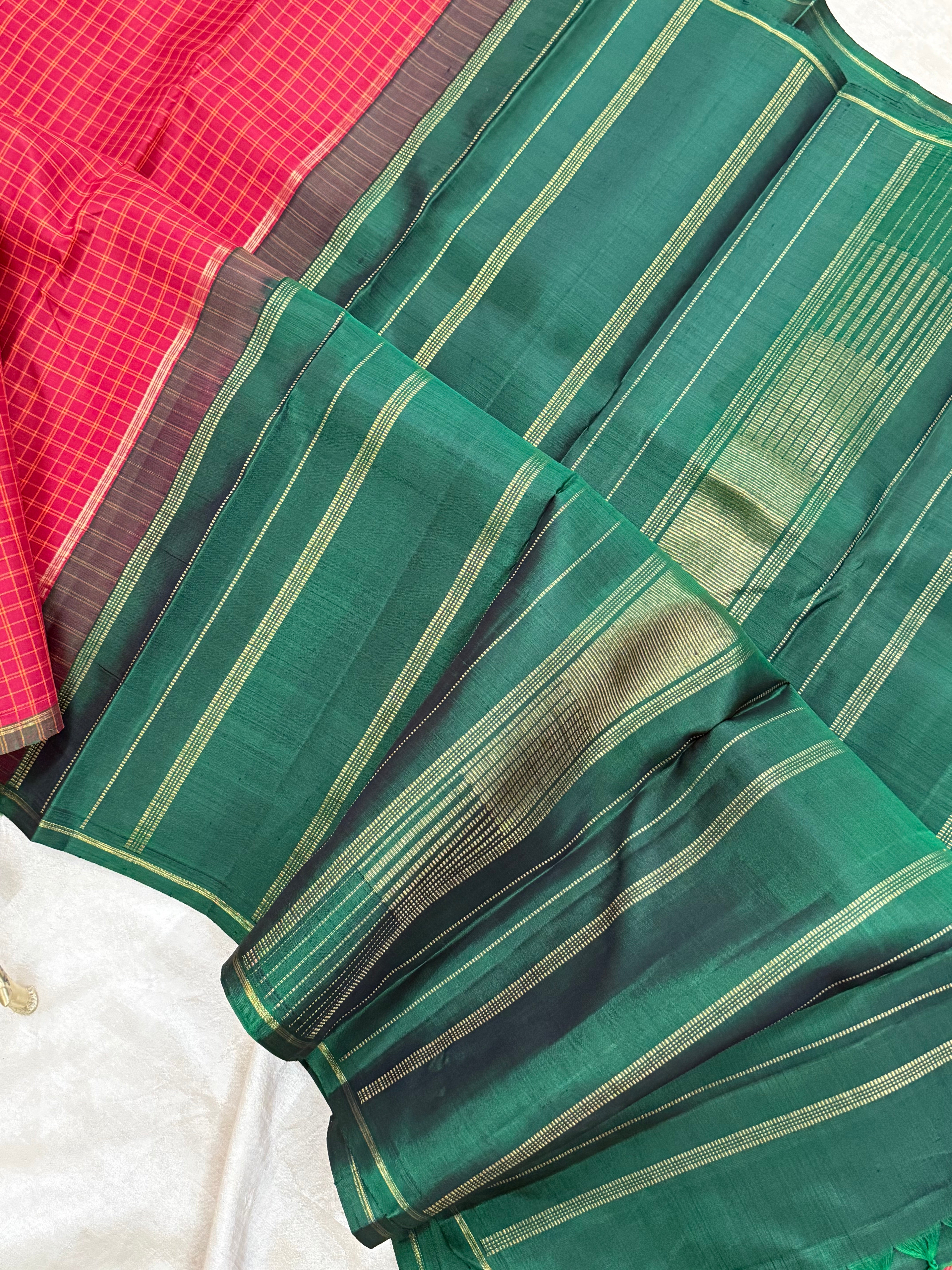 Araku kattam borderless/ Kanjipuram silk