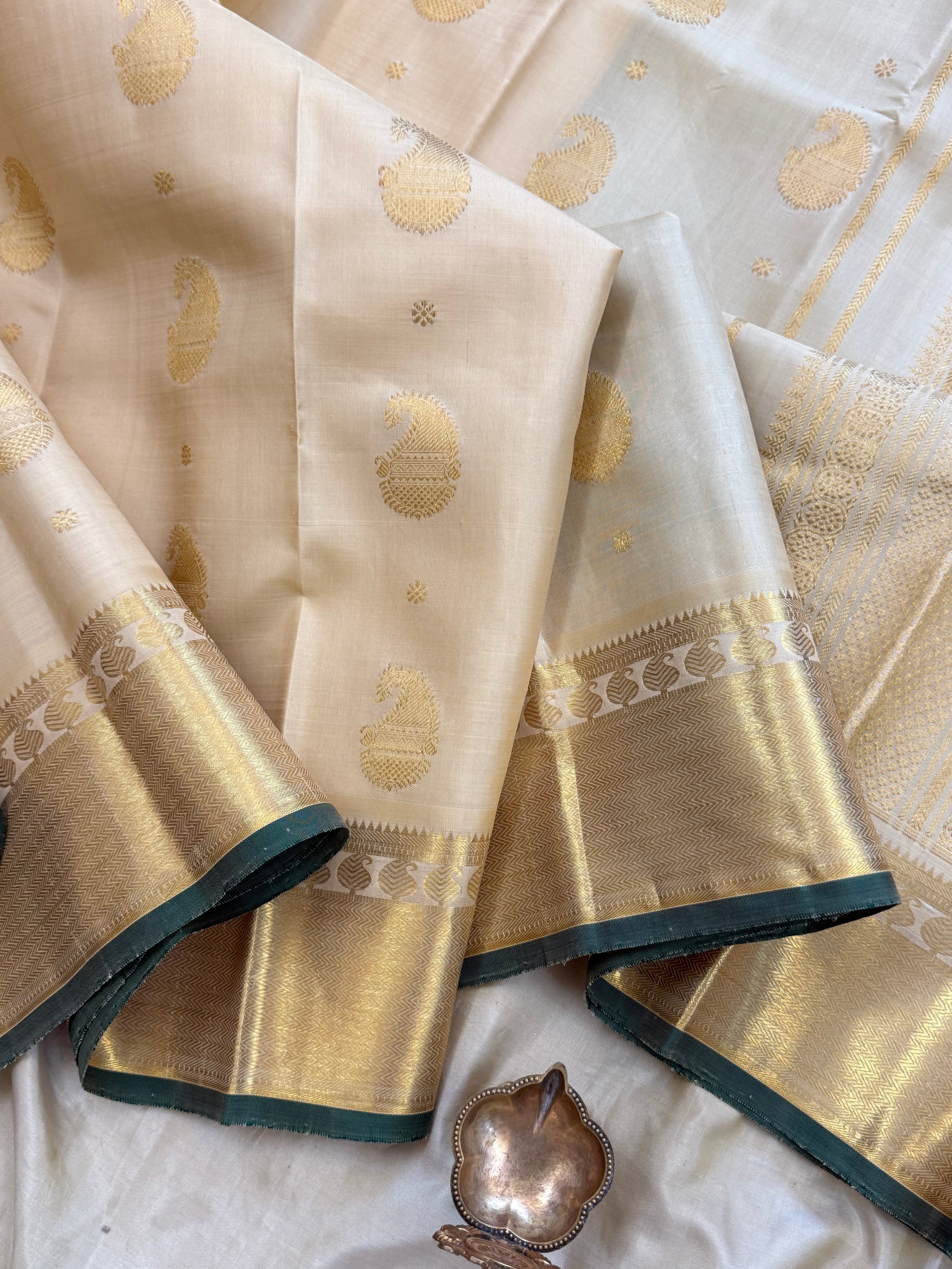 Off sandal manga butta /Arani Silk Saree CLSA10841