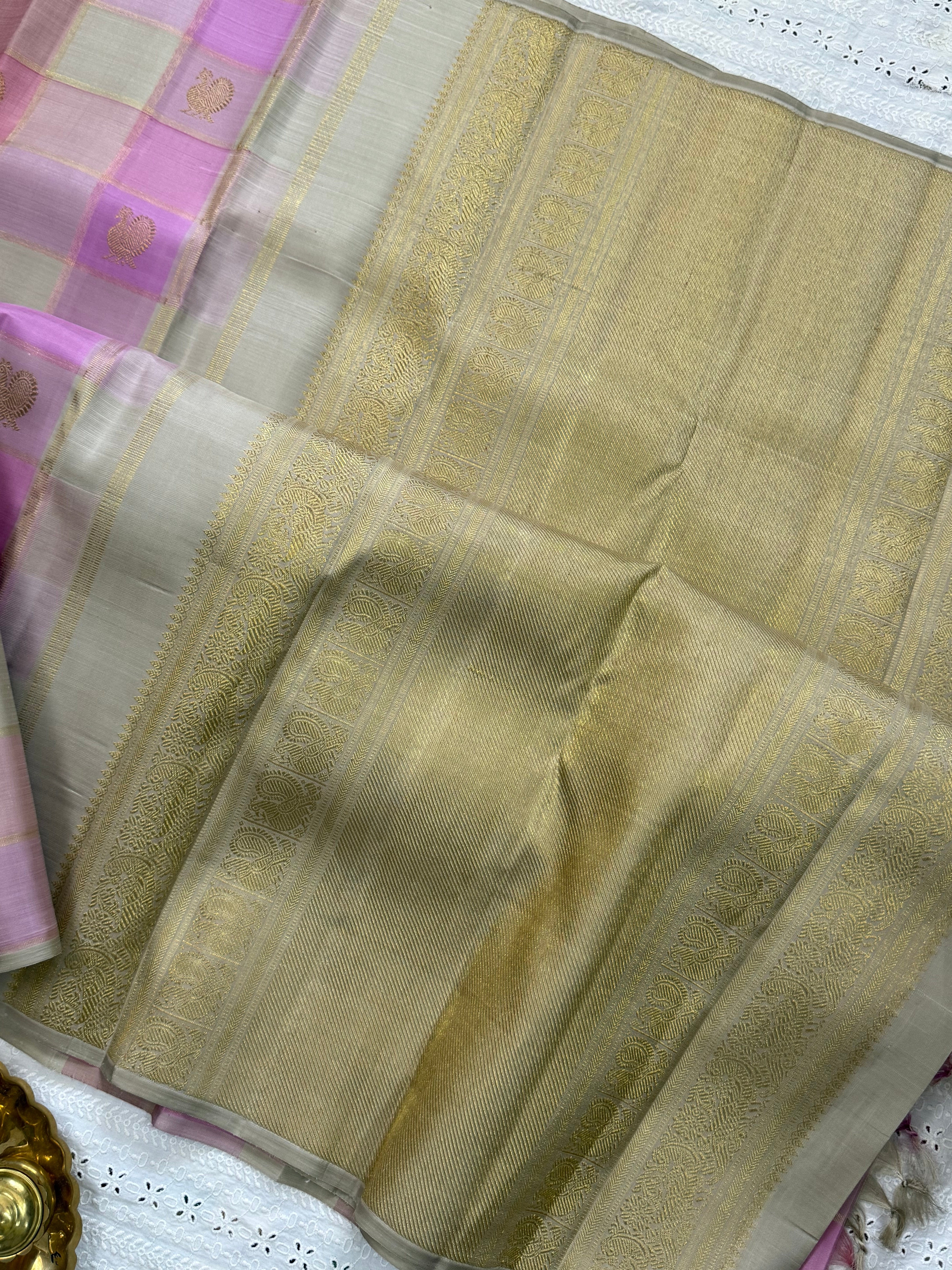 Paalum pazhamum pastel / kanjipuram silk CL10174