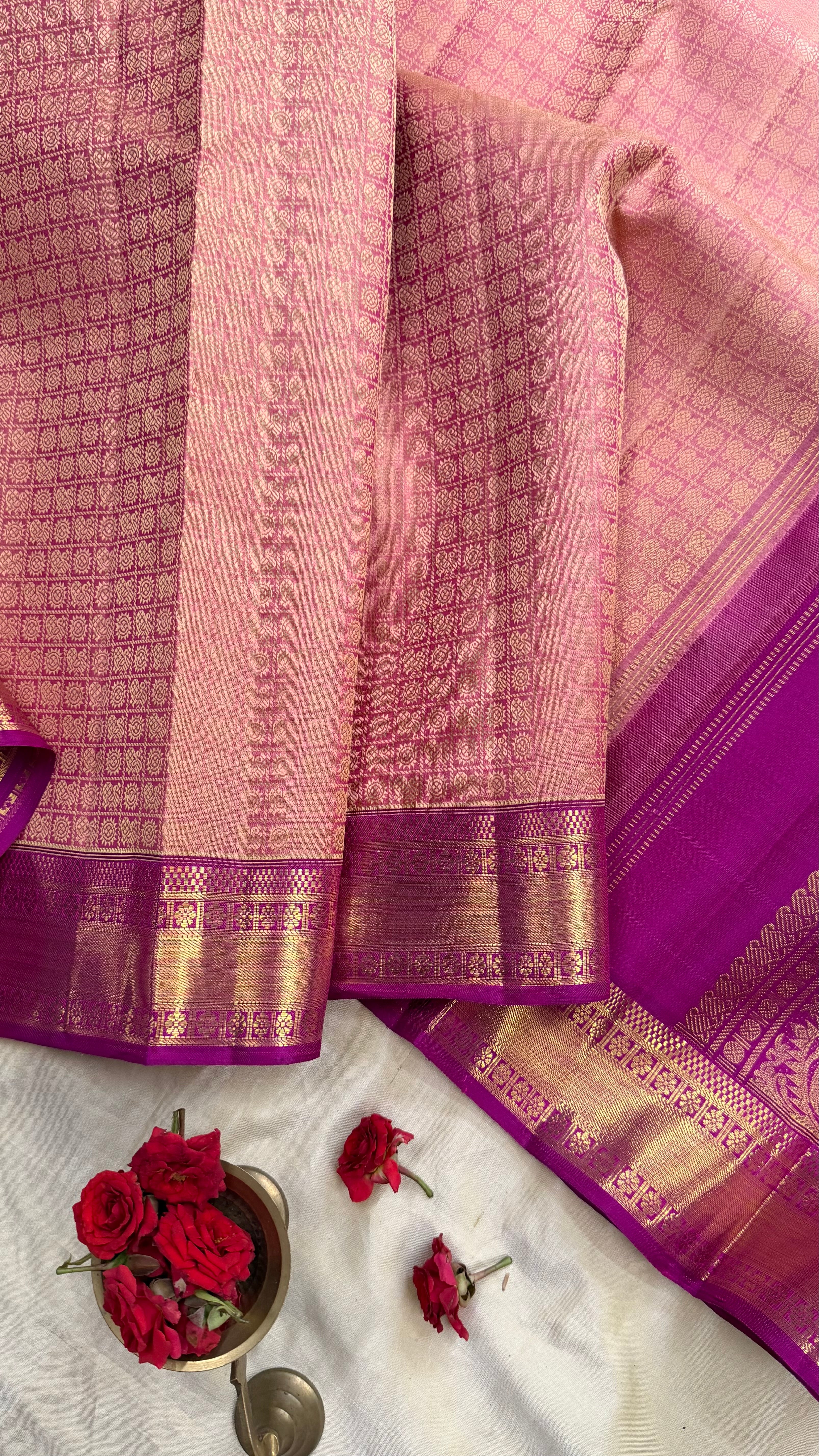Onion pink 1000 Butta / Kanjipuram Silk