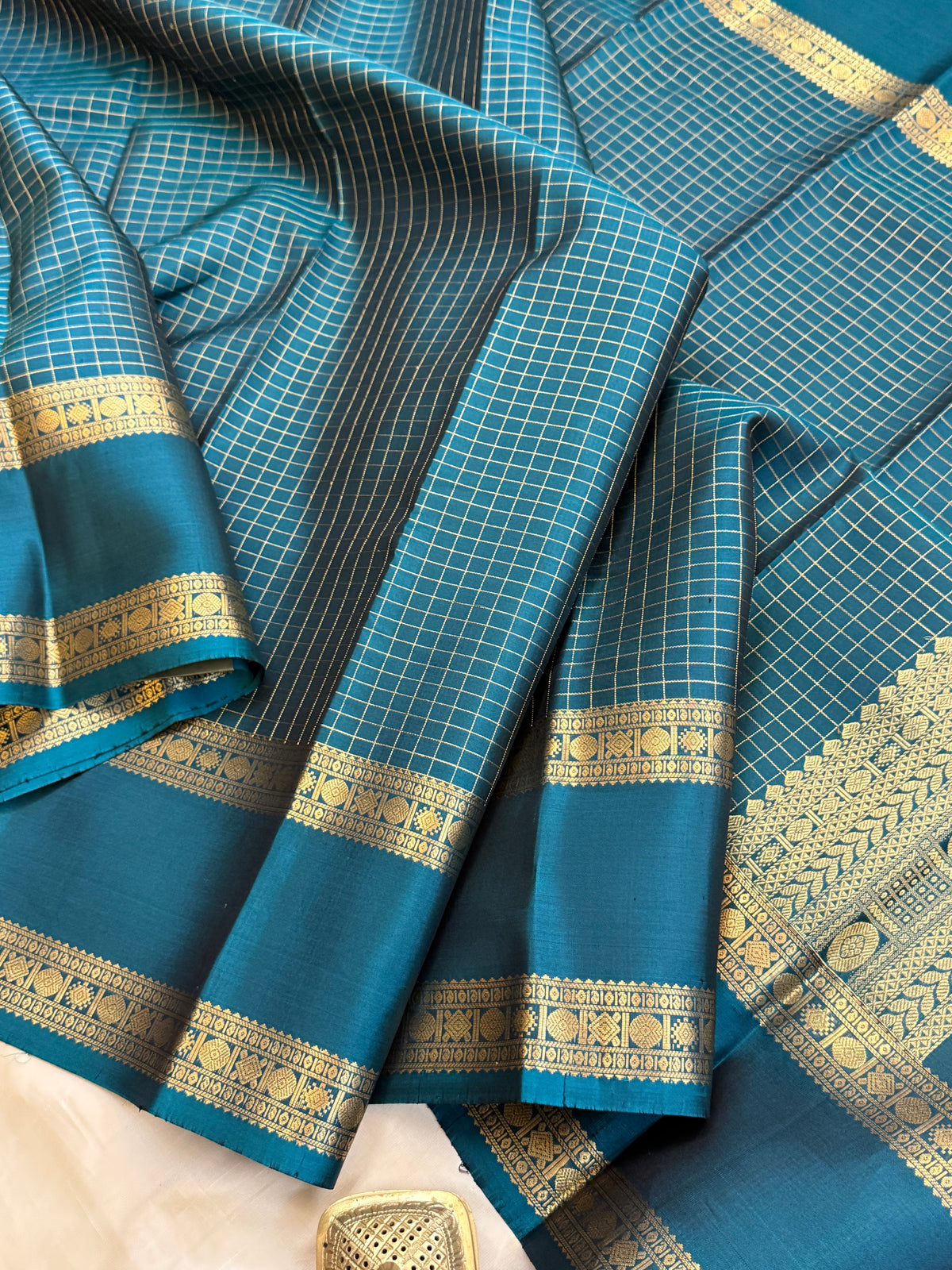 Special edition Teal Blue with Zari kattam silk saree/clsa 12397