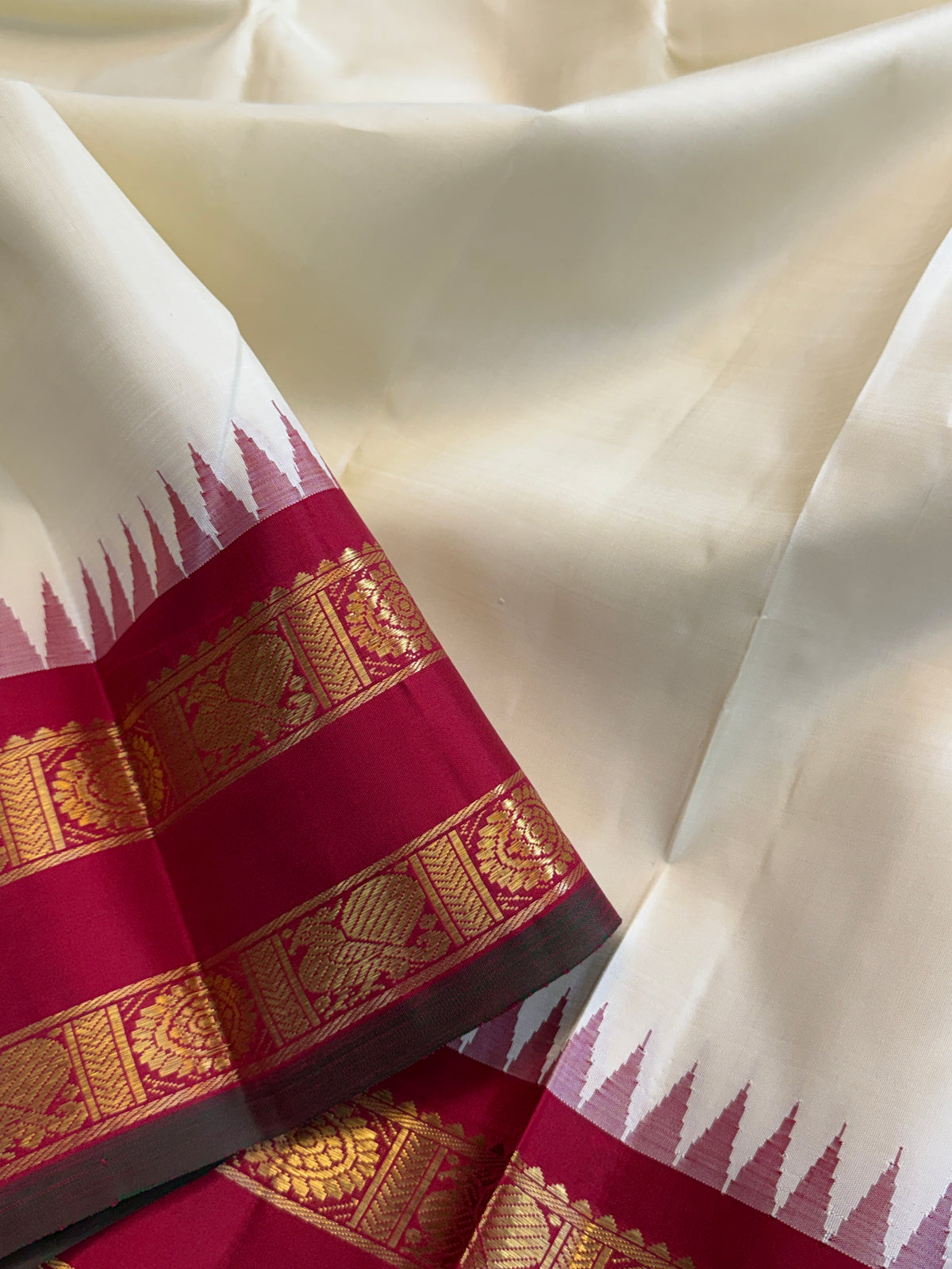 Off white with Rettapet Korvai / kanjipuram silk saree clsa 6309