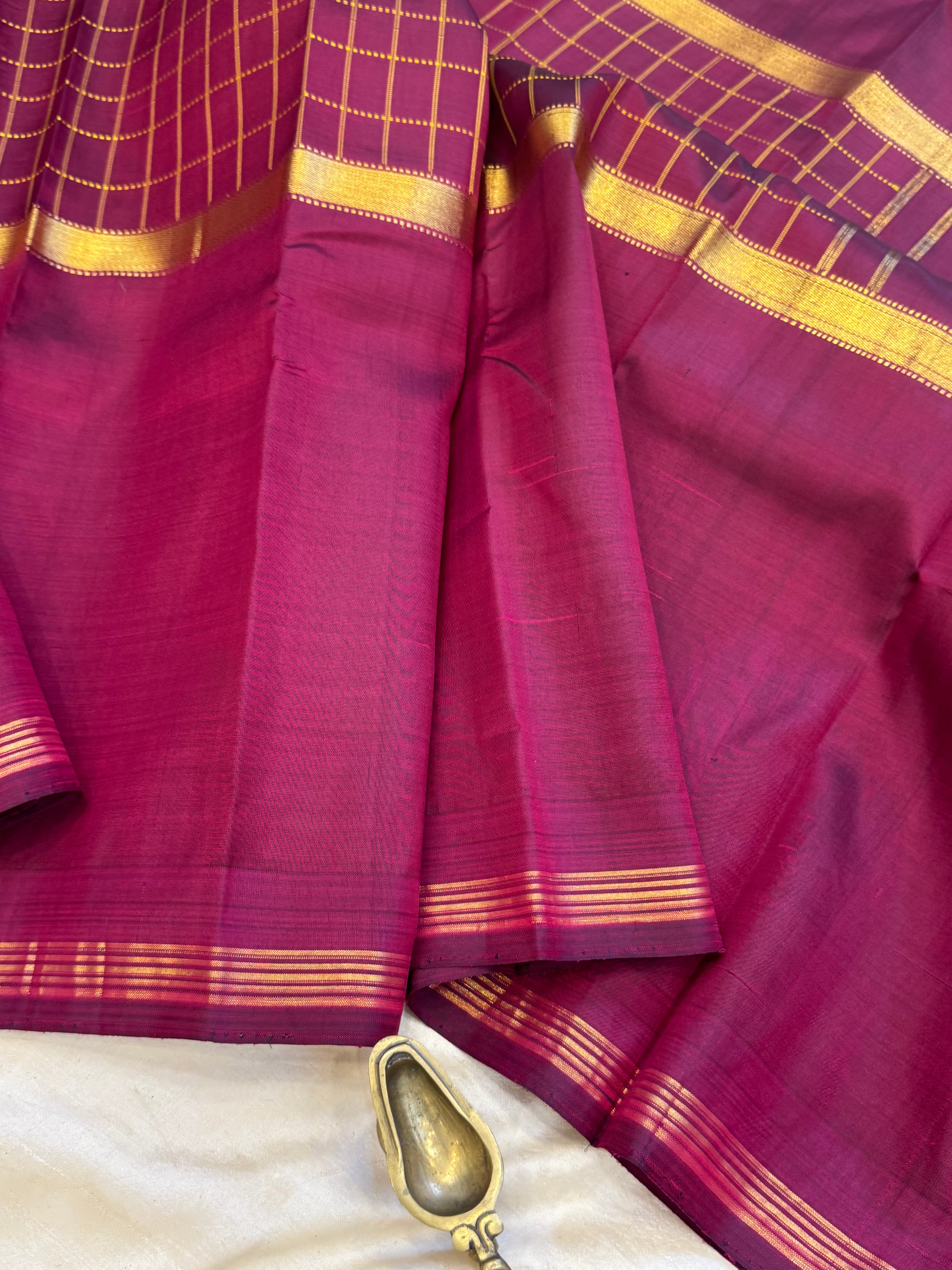 Araku kattam long border/ Arani silk