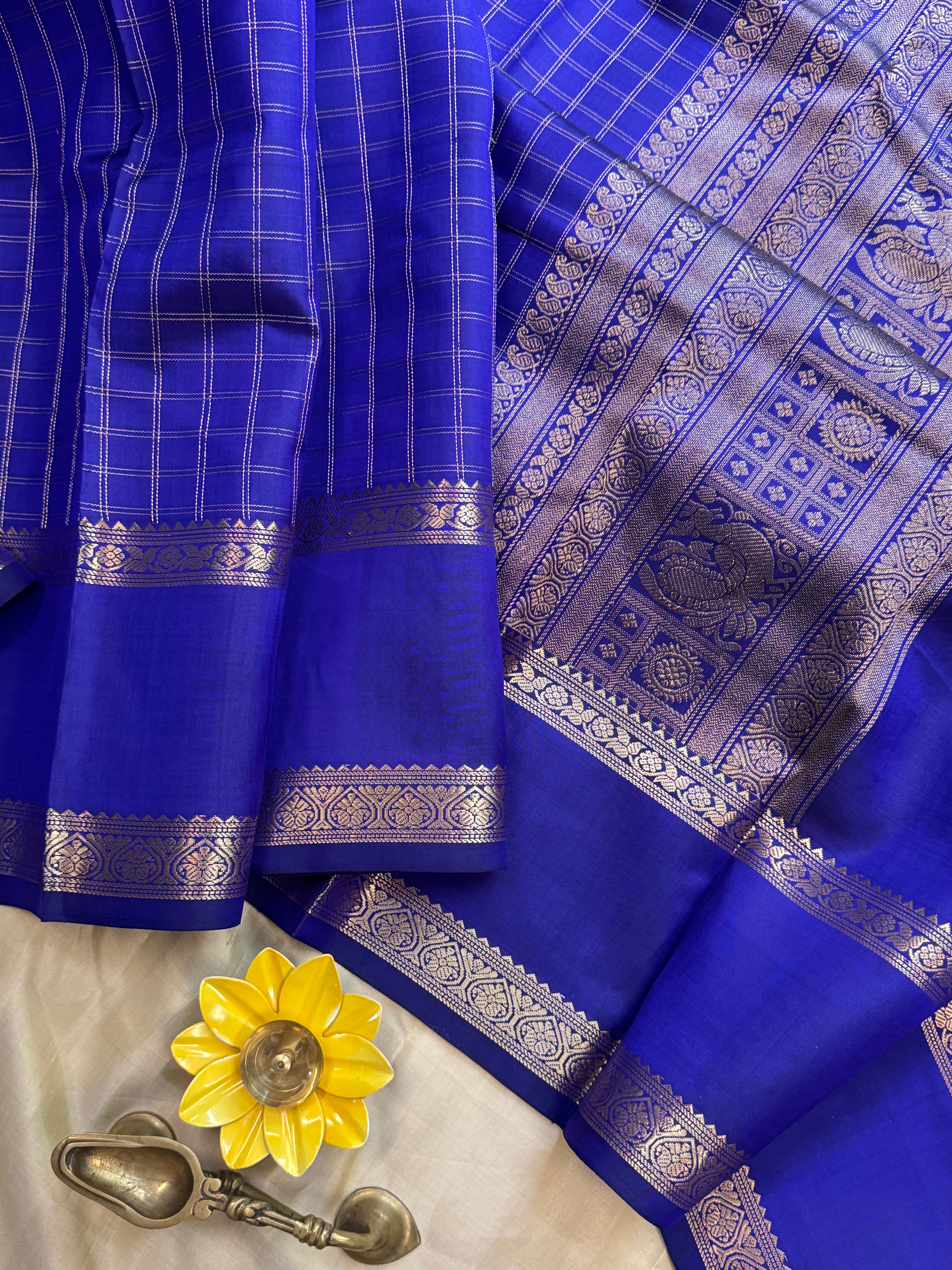 Royal blue zari kattam / special edition silk