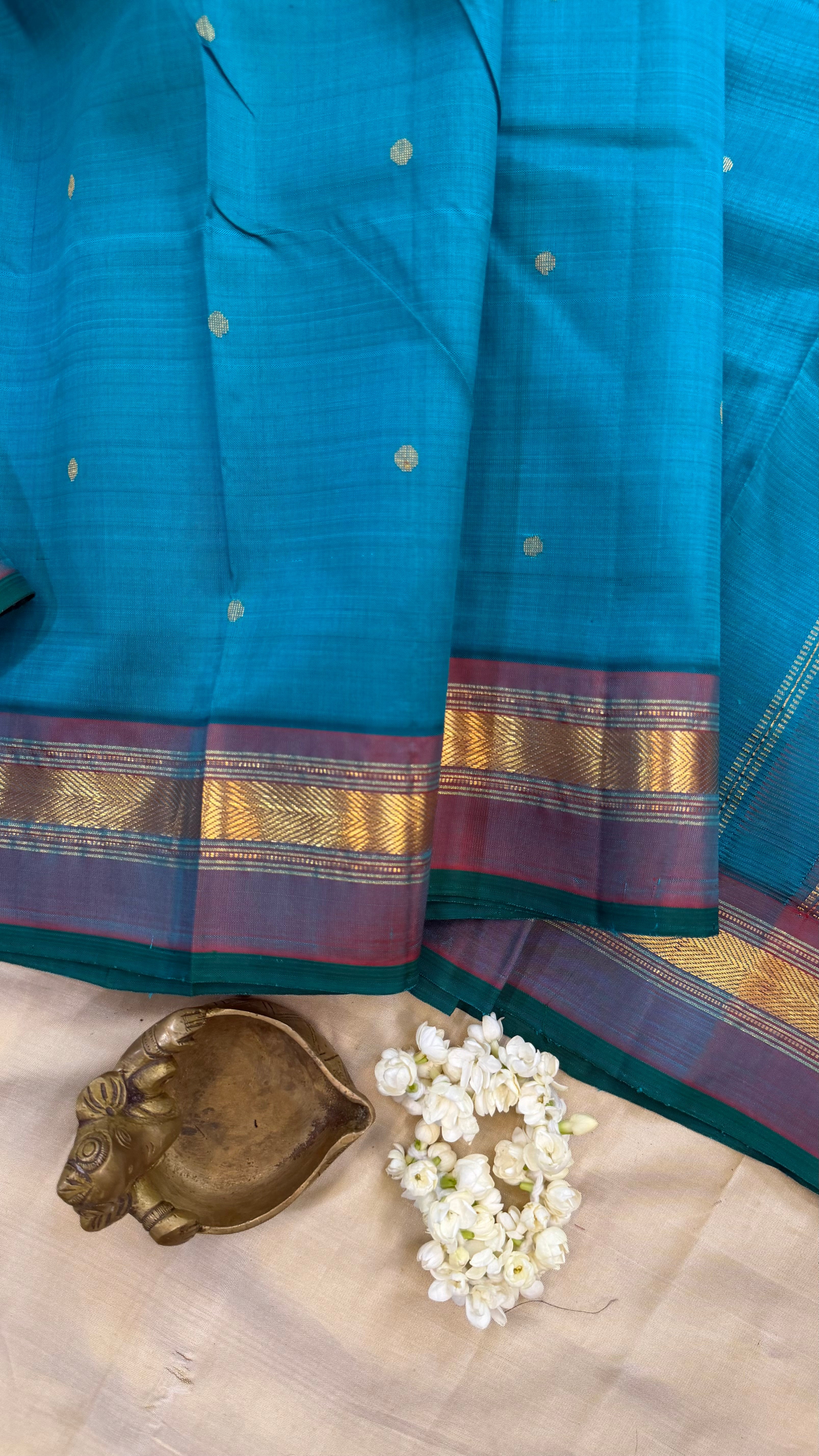 Teal blue coin butta / Arani silk