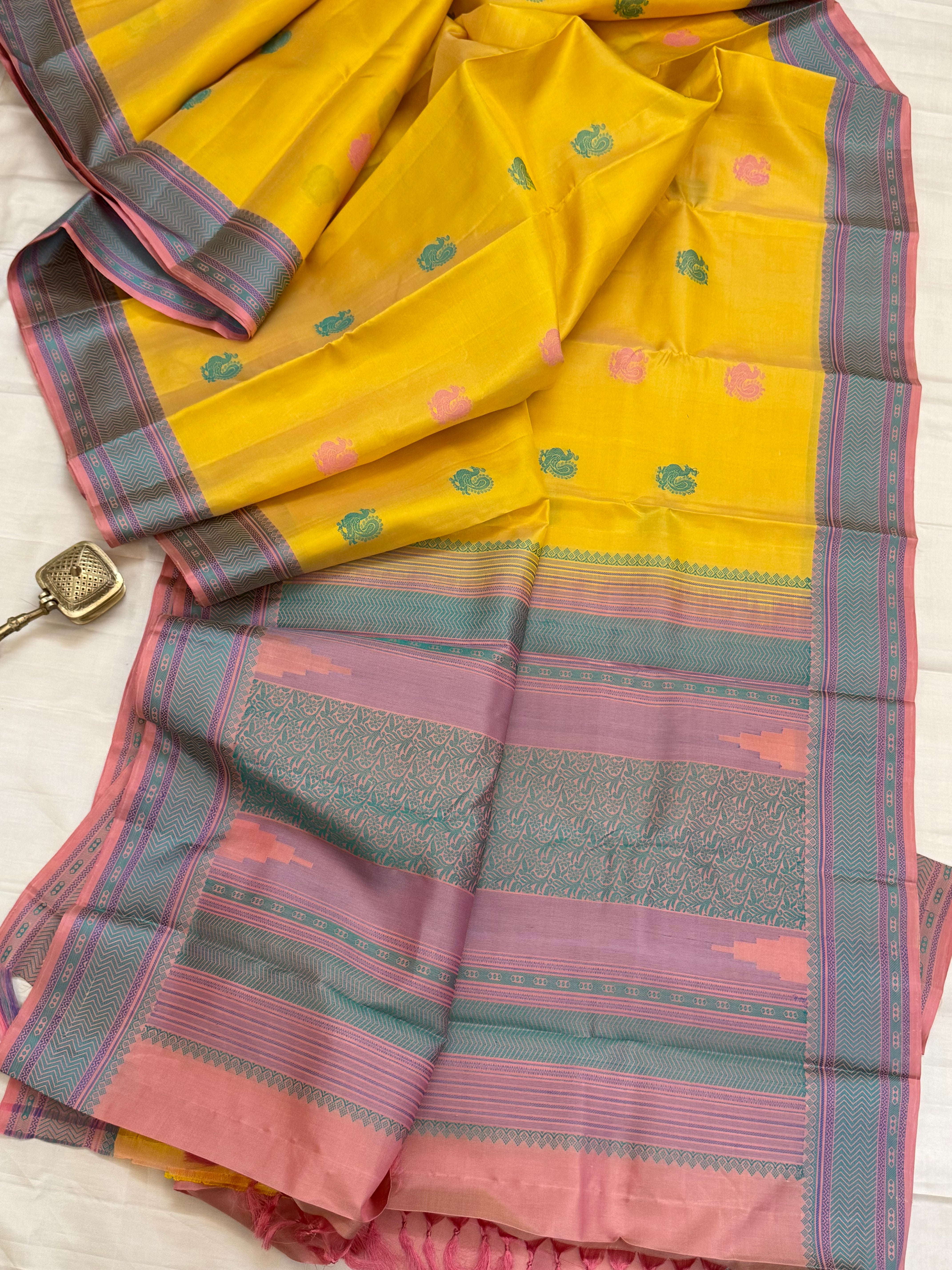 Yellow thread butta / Varnangal Thread work / CLSA11279