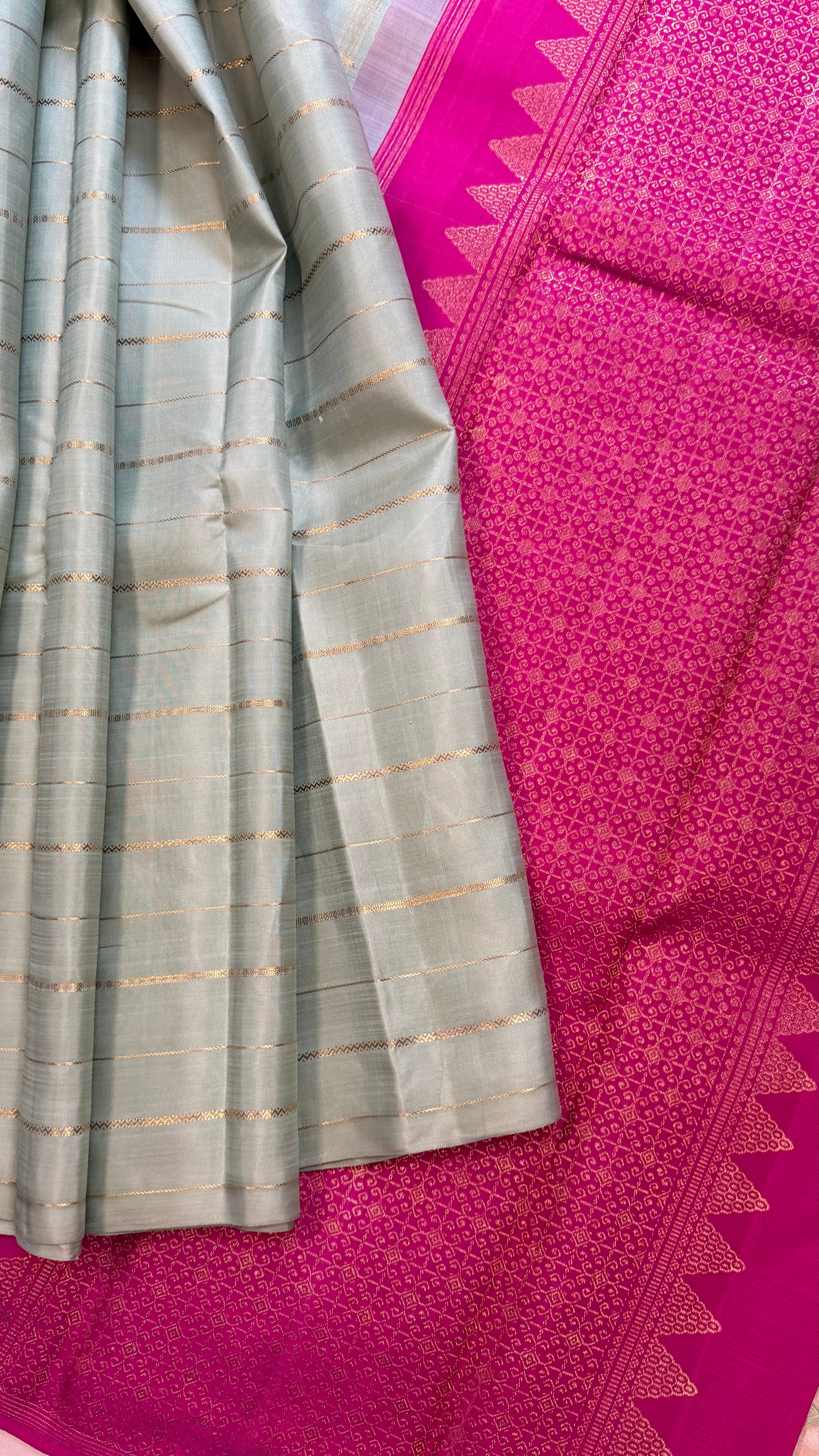 Elakai green veldhari / Kanjipuram silk