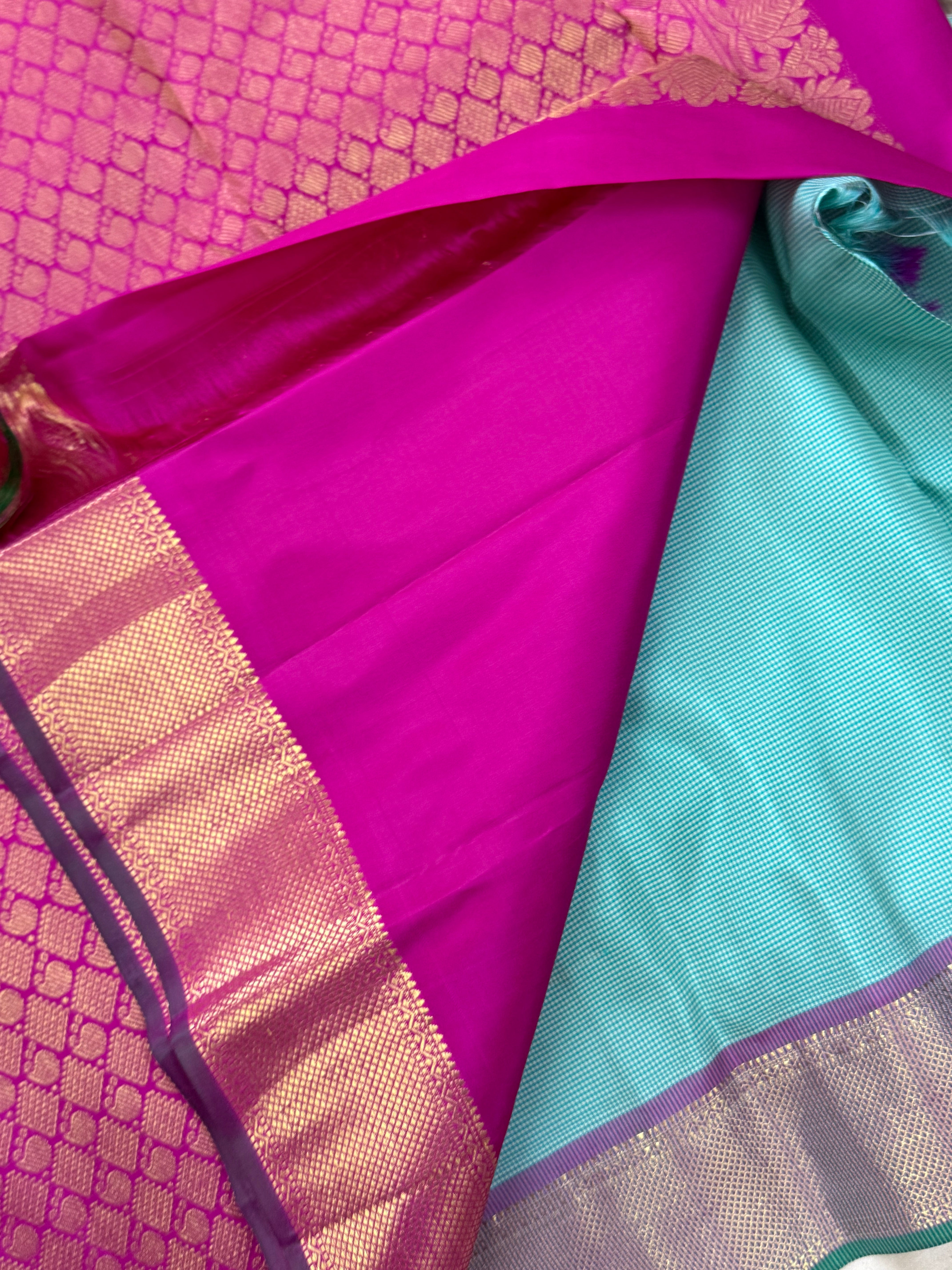 Kasa Kasa Kattam / Aarani silk