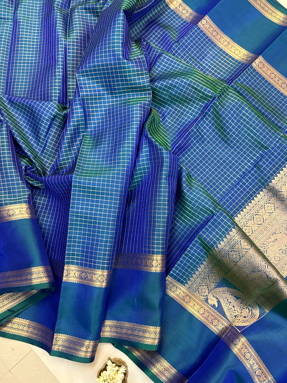 festivel edit _special edition_ peacock green and body Zari kattam/ silk saree clsa 12402