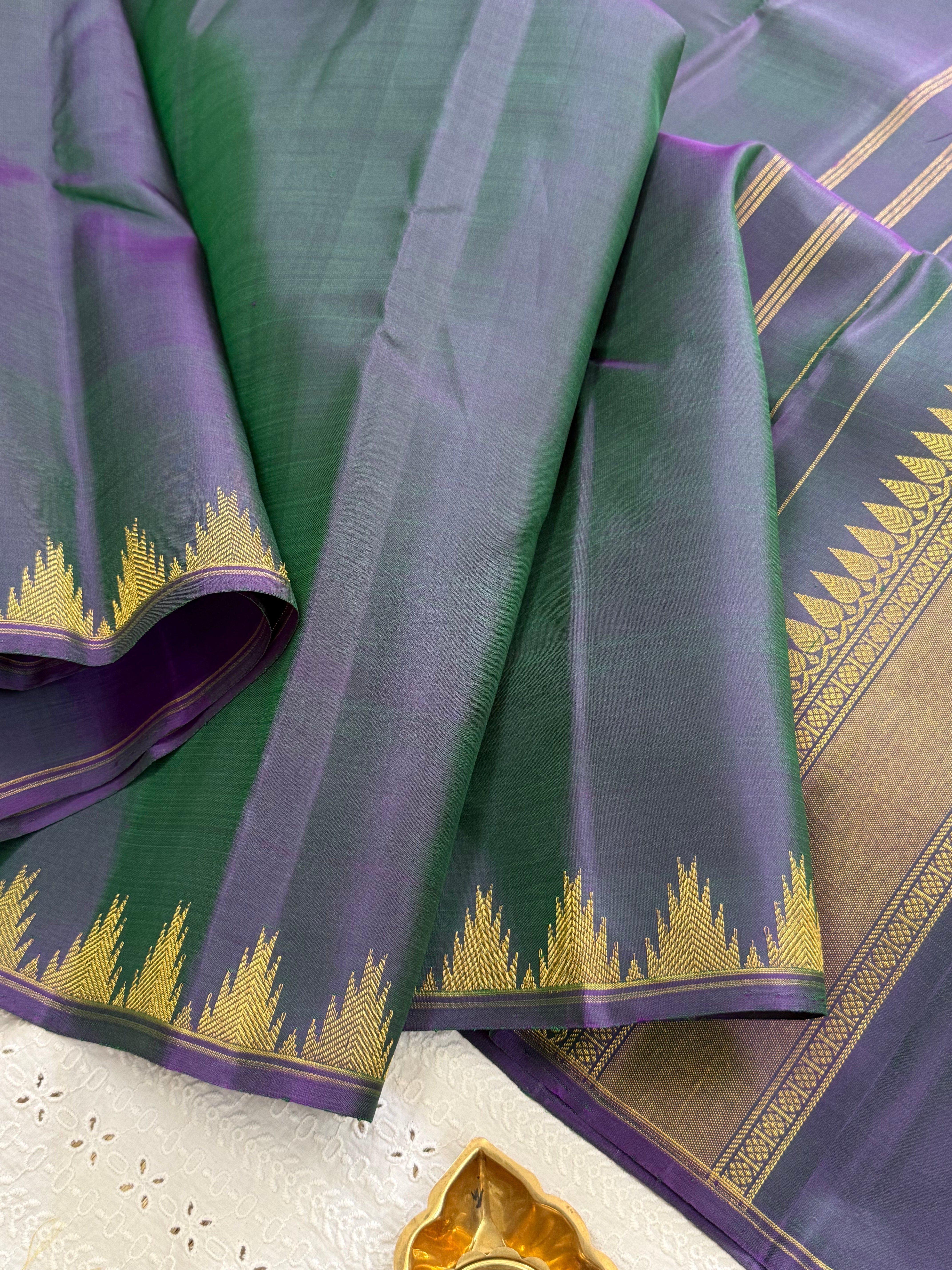 Green shot purple small temple border / Kanjipuram silk CL10143