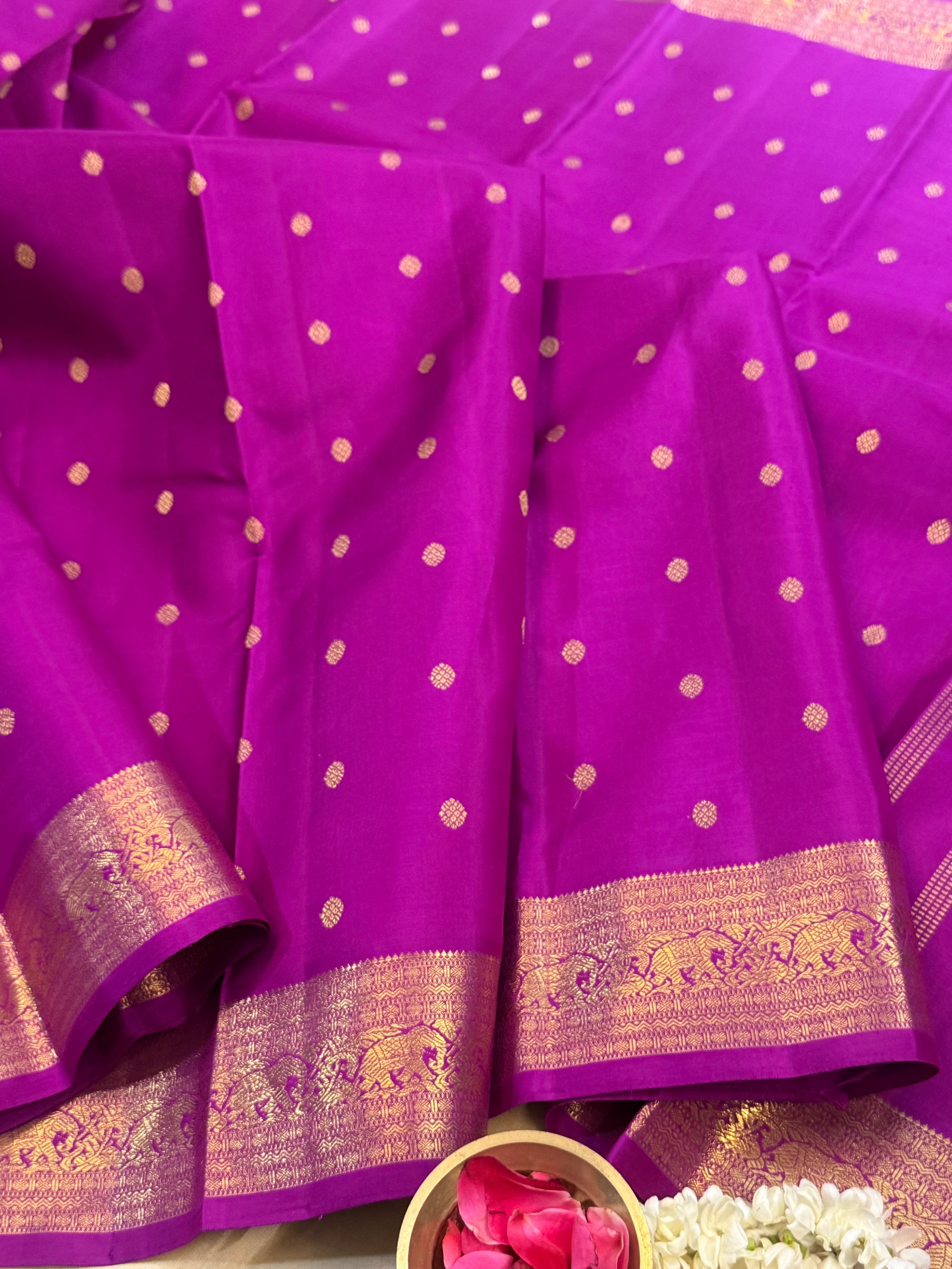 Magenta yaanai pet / Kanjipuram silk